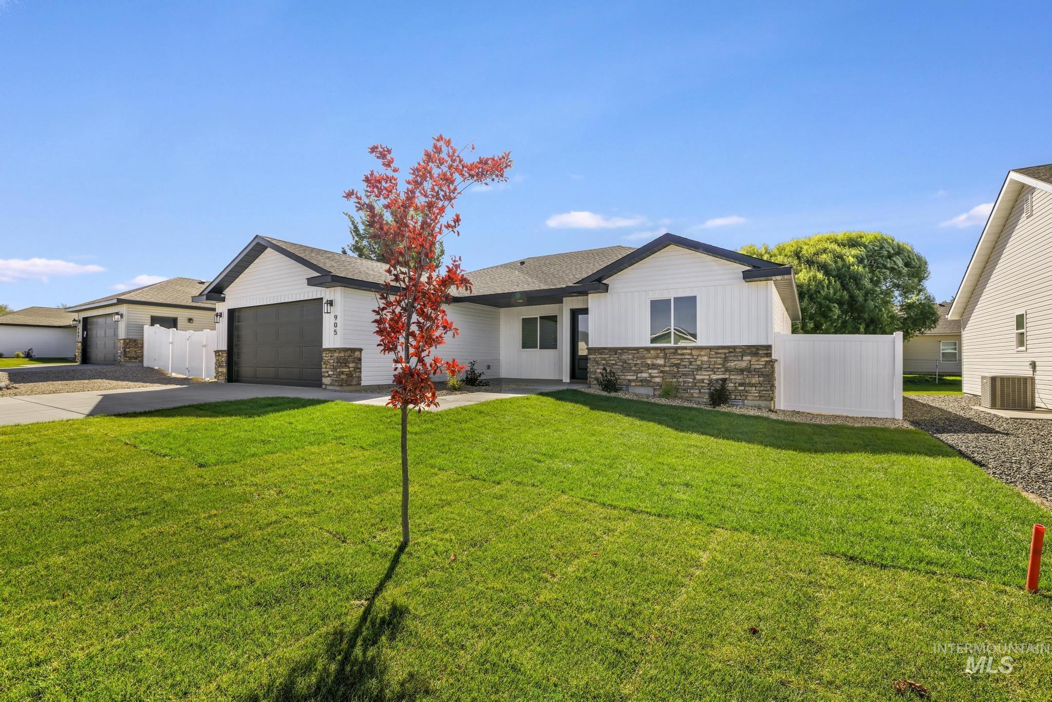 905 E 23rd Ave., Jerome, Idaho 83338, 4 Bedrooms, 2 Bathrooms, Residential For Sale, Price $369,900, 98949143