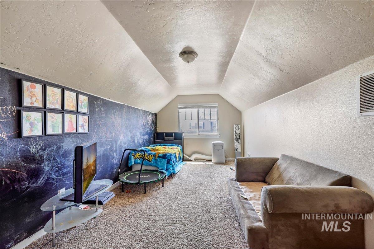 740 SW Portal St, Mountain Home, Idaho 83647-5163, 4 Bedrooms, 2 Bathrooms, Residential For Sale, Price $395,000, 98949148