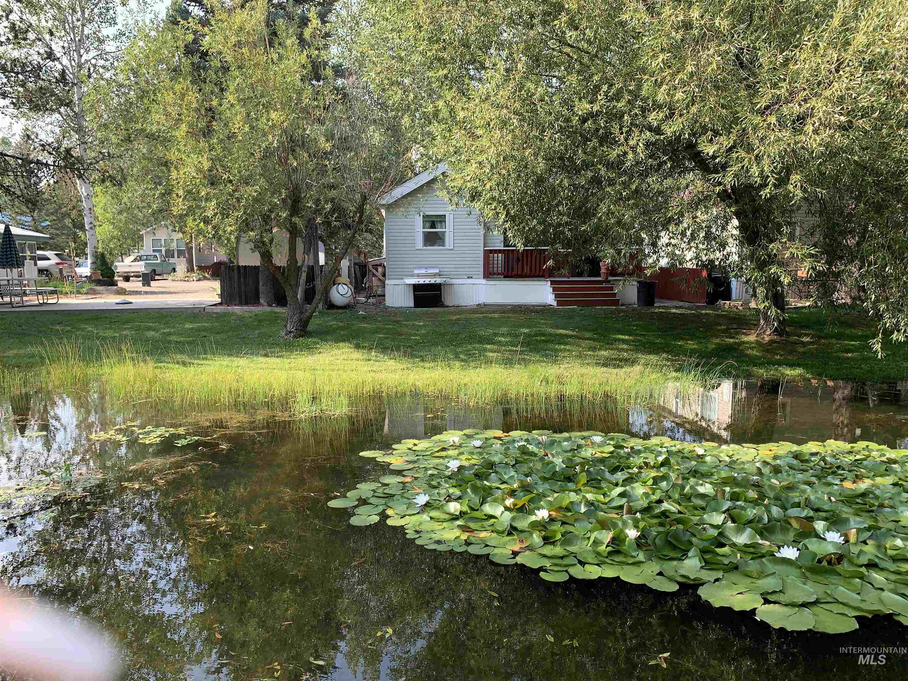 514 E13 Sawyer St, Cascade, Idaho 83611, 1 Bedroom, 1 Bathroom, Residential For Sale, Price $229,000, 98949162