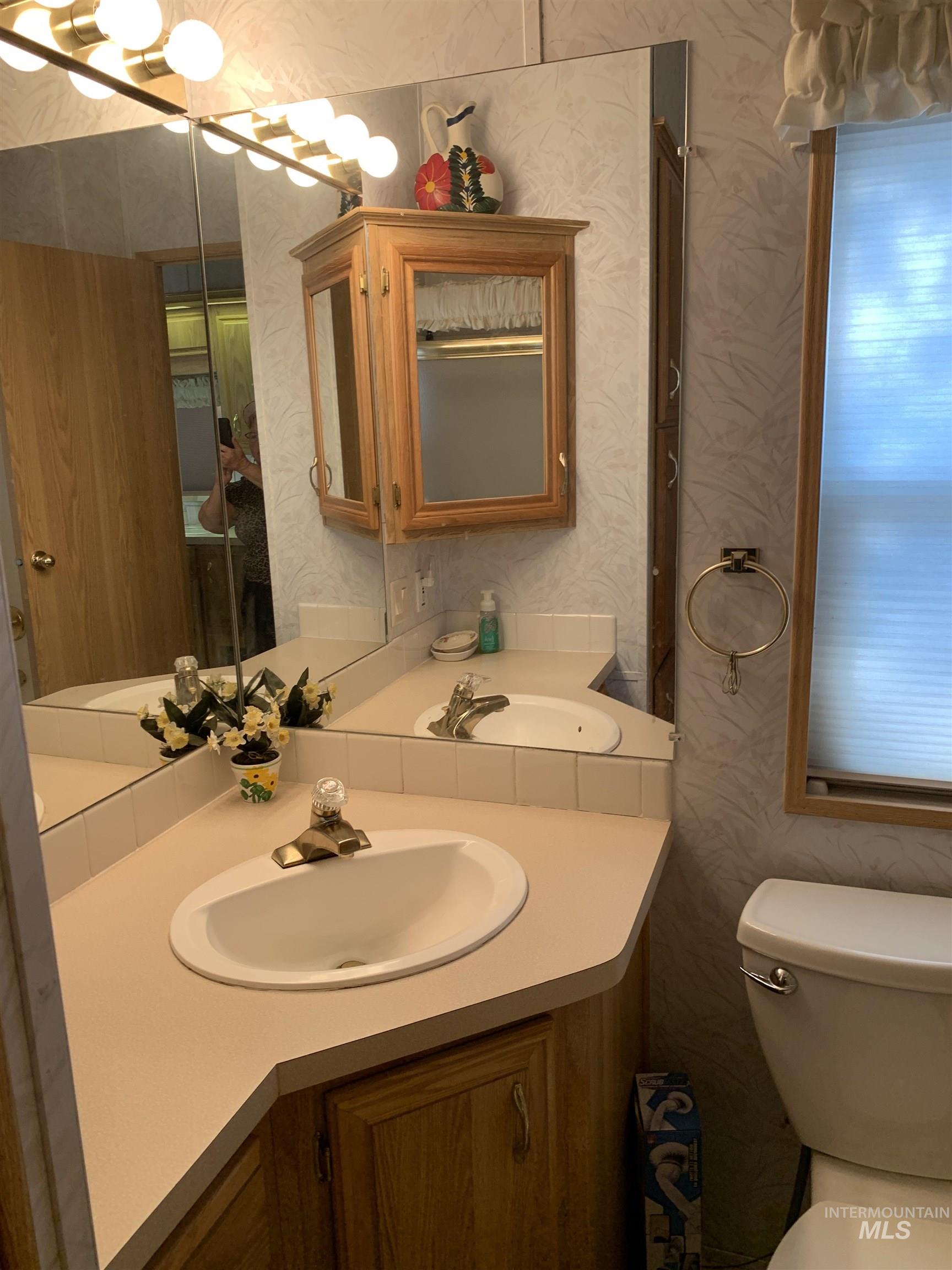 514 E13 Sawyer St, Cascade, Idaho 83611, 1 Bedroom, 1 Bathroom, Residential For Sale, Price $229,000, 98949162