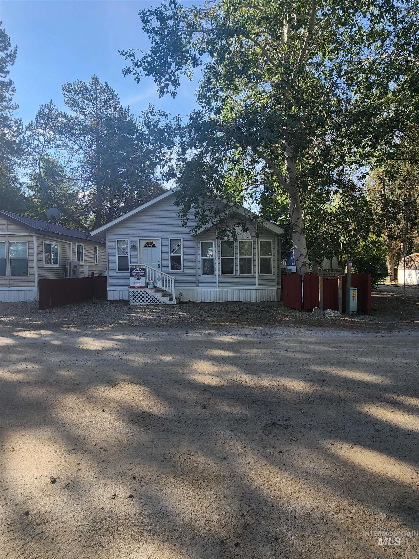 View of property exterior