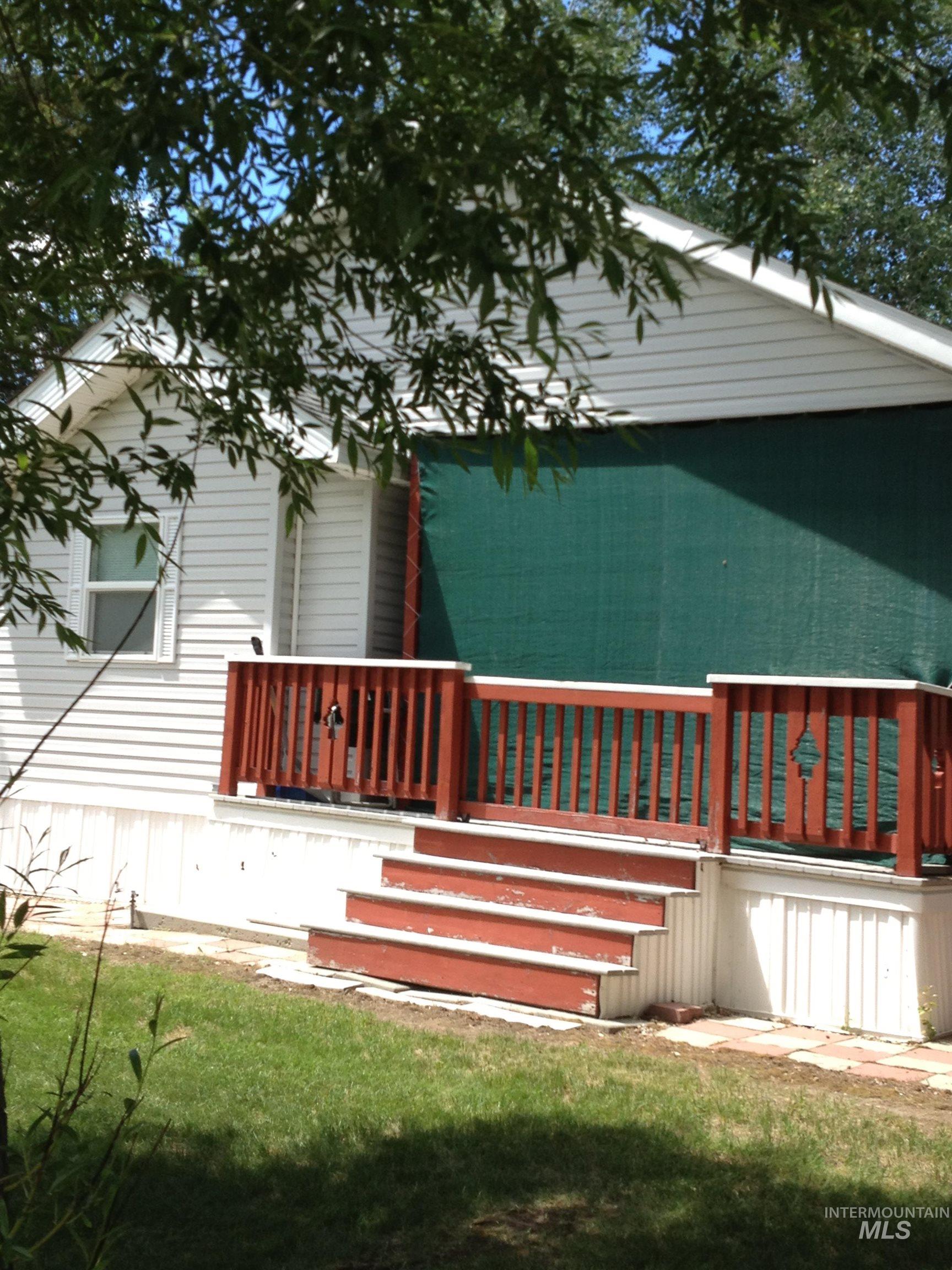 514 E13 Sawyer St, Cascade, Idaho 83611, 1 Bedroom, 1 Bathroom, Residential For Sale, Price $229,000, 98949162