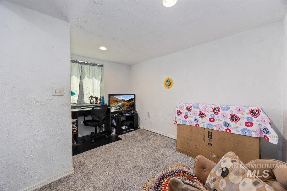 722 Nevada St, Gooding, Idaho 83330, 3 Bedrooms, 1 Bathroom, Residential For Sale, Price $245,000, 98949178