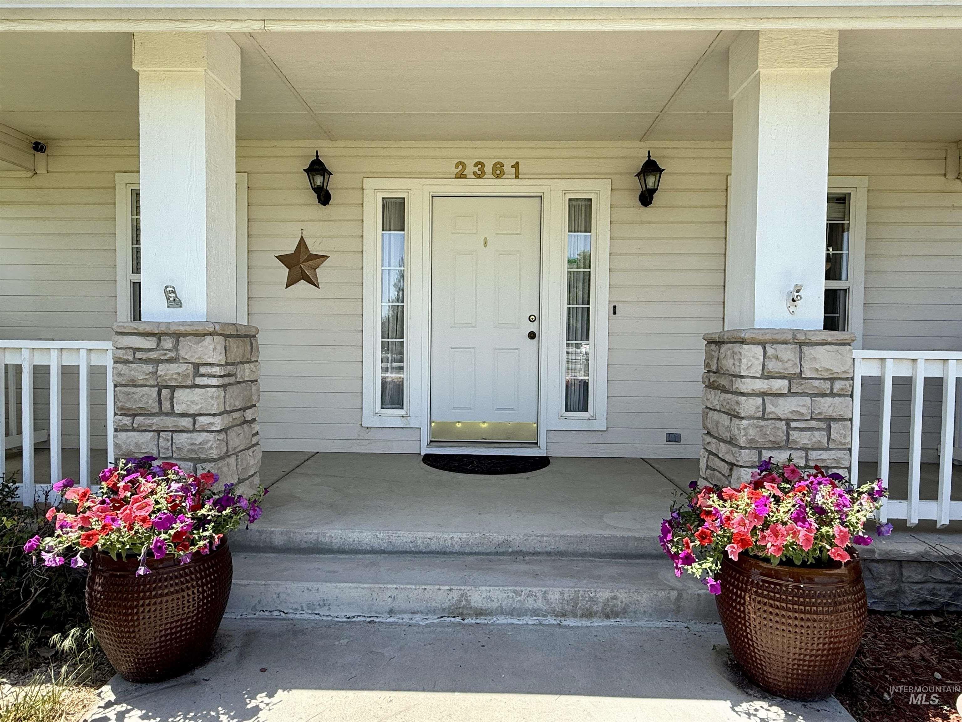 2361 N Pollard Ln, Star, Idaho 83669-5150, 3 Bedrooms, 2.5 Bathrooms, Residential For Sale, Price $849,900, 98949179