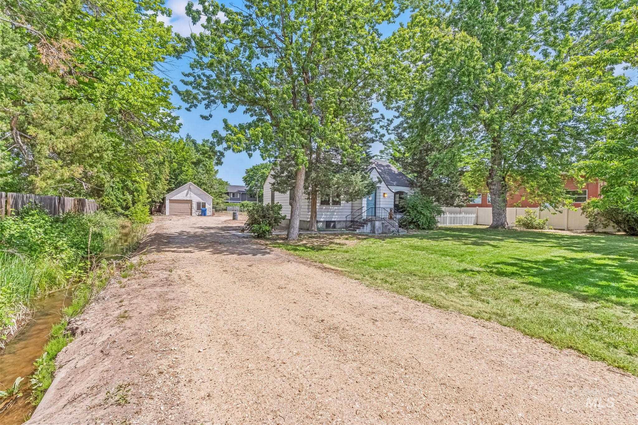 404 N Allumbaugh St, Boise, Idaho 83704, Residential Income For Sale, Price $589,900, 98949199