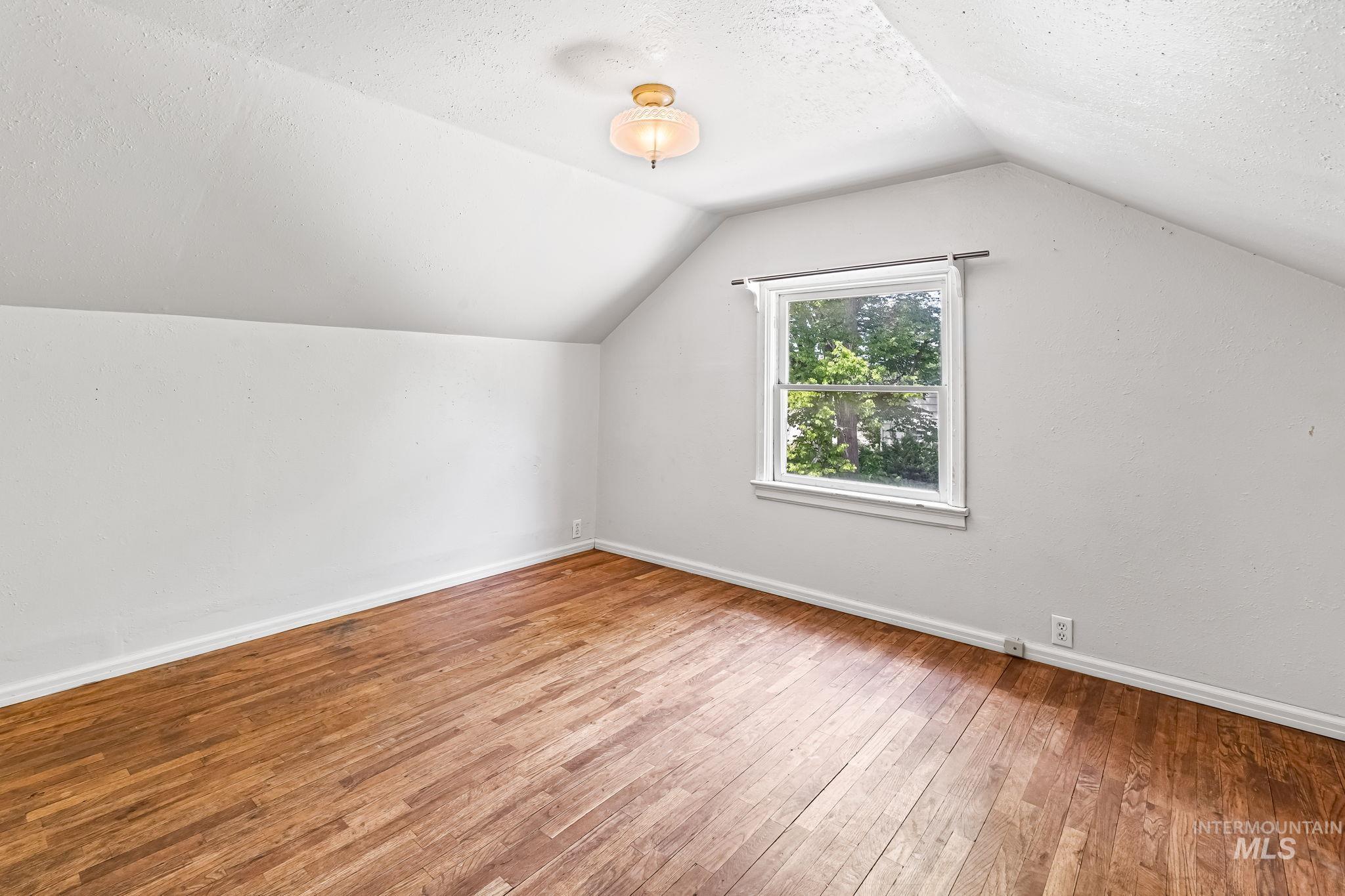 404 N Allumbaugh St, Boise, Idaho 83704, Residential Income For Sale, Price $589,900, 98949199