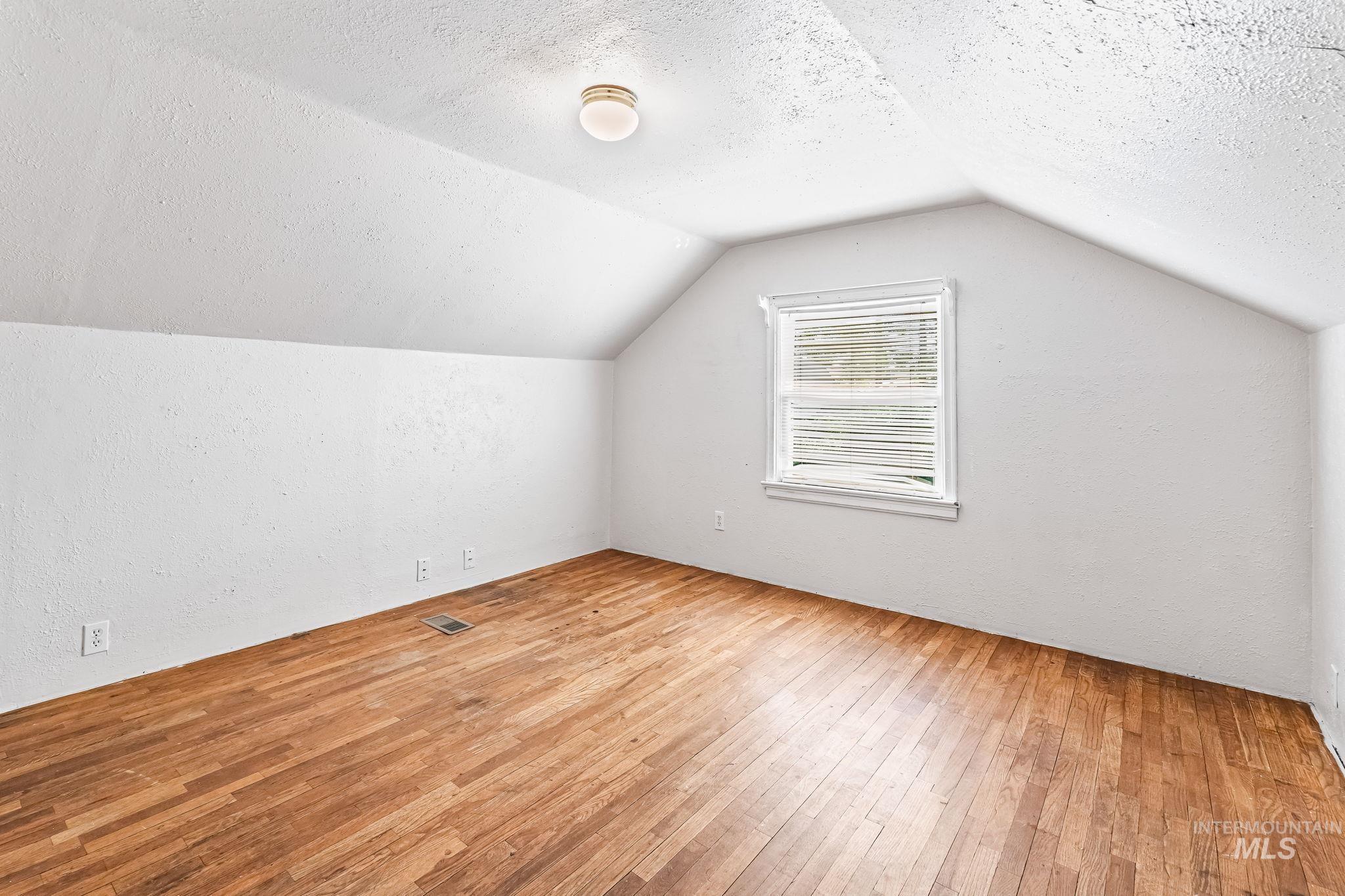 404 N Allumbaugh St, Boise, Idaho 83704, Residential Income For Sale, Price $589,900, 98949199