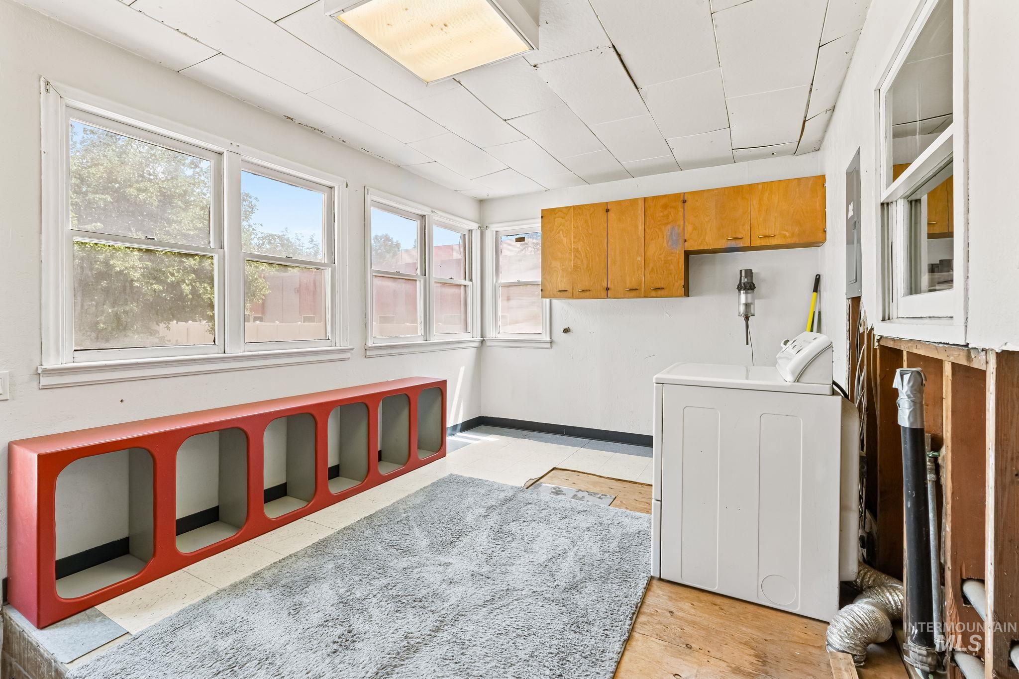 404 N Allumbaugh St, Boise, Idaho 83704, Residential Income For Sale, Price $589,900, 98949199