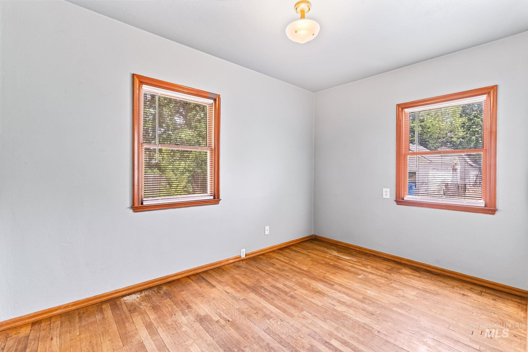 404 N Allumbaugh St, Boise, Idaho 83704, Residential Income For Sale, Price $589,900, 98949199