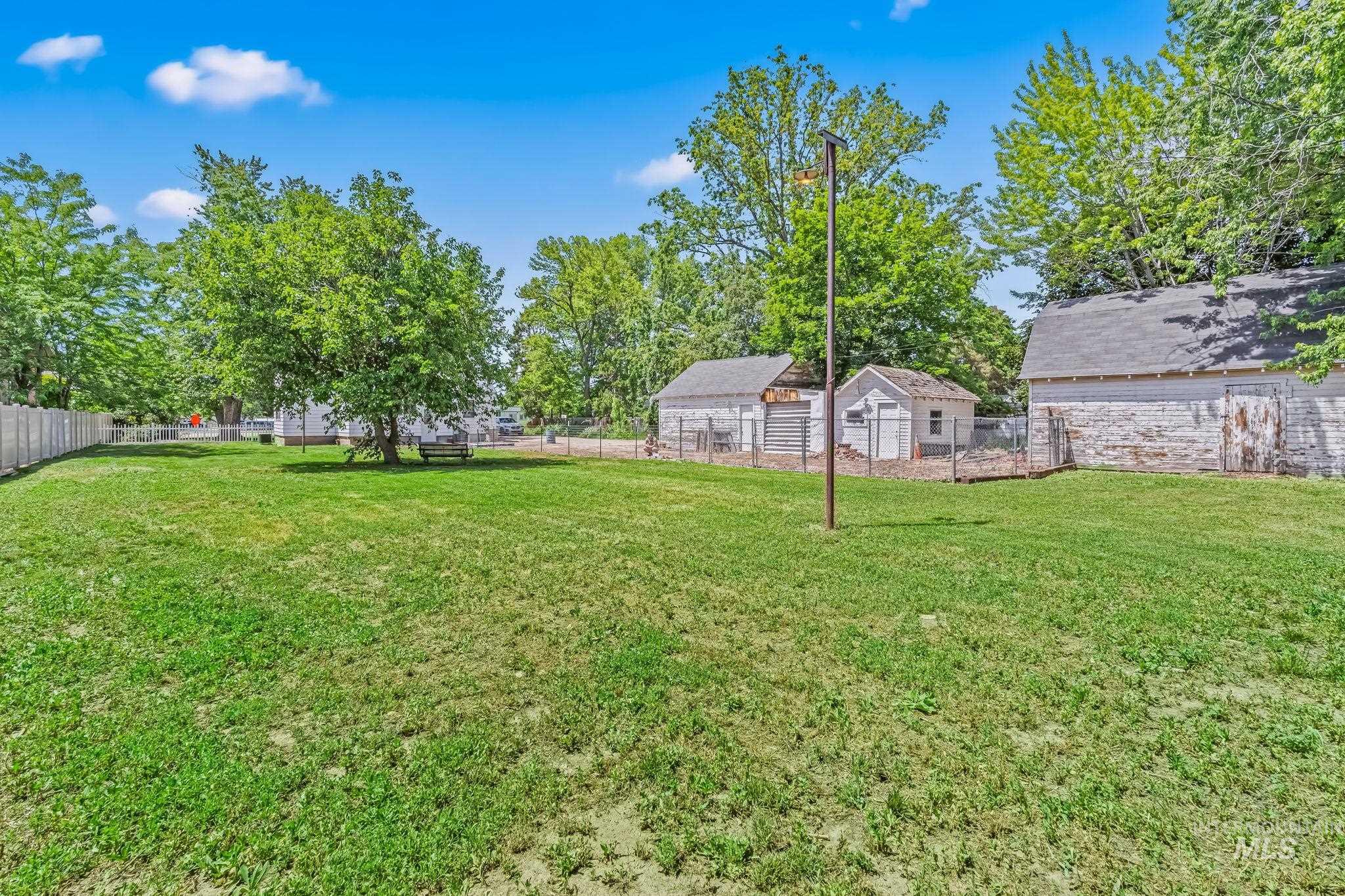 404 N Allumbaugh St, Boise, Idaho 83704, Residential Income For Sale, Price $589,900, 98949199