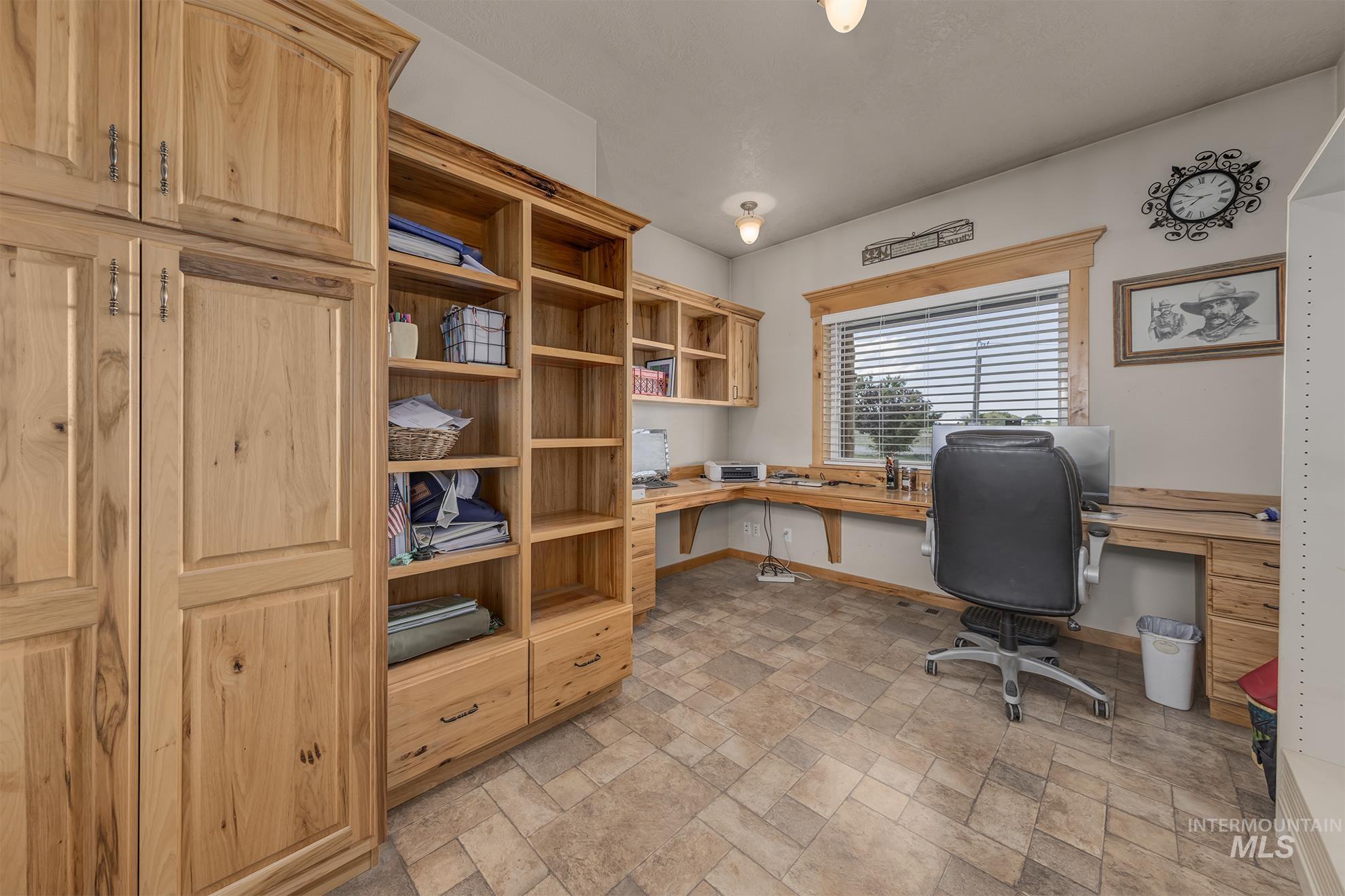 2175 Graham Blvd, Vale, Oregon 97918, 4 Bedrooms, 3.5 Bathrooms, Residential For Sale, Price $1,300,000, 98949243