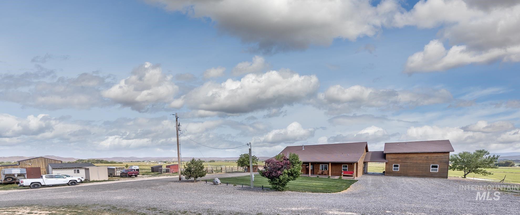 2175 Graham Blvd, Vale, Oregon 97918, 4 Bedrooms, 3.5 Bathrooms, Farm & Ranch For Sale, Price $1,300,000, 98949245
