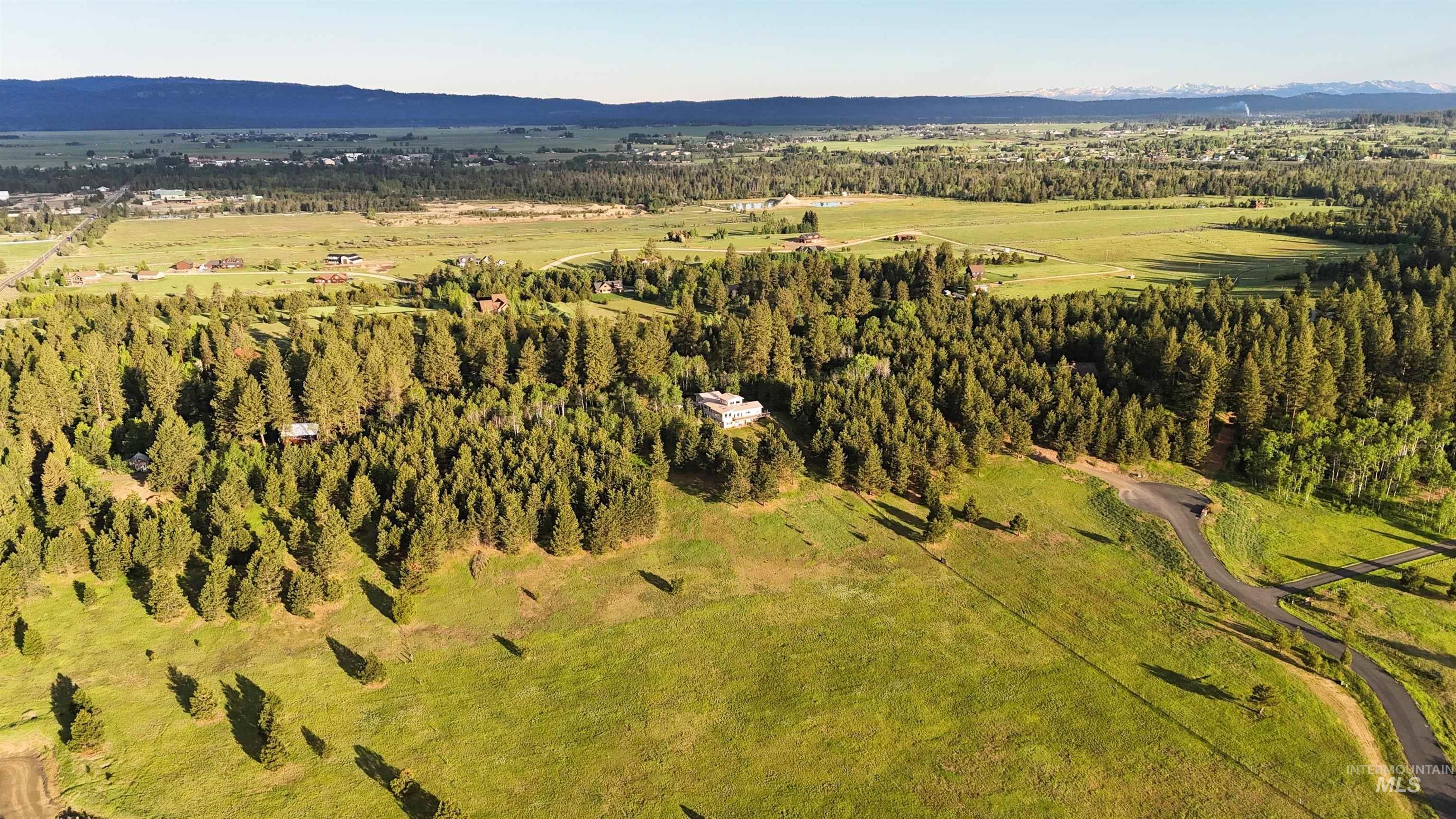 164 E Lakefork, McCall, Idaho 83638, 6 Bedrooms, 4.5 Bathrooms, Residential For Sale, Price $1,648,900, 98949277