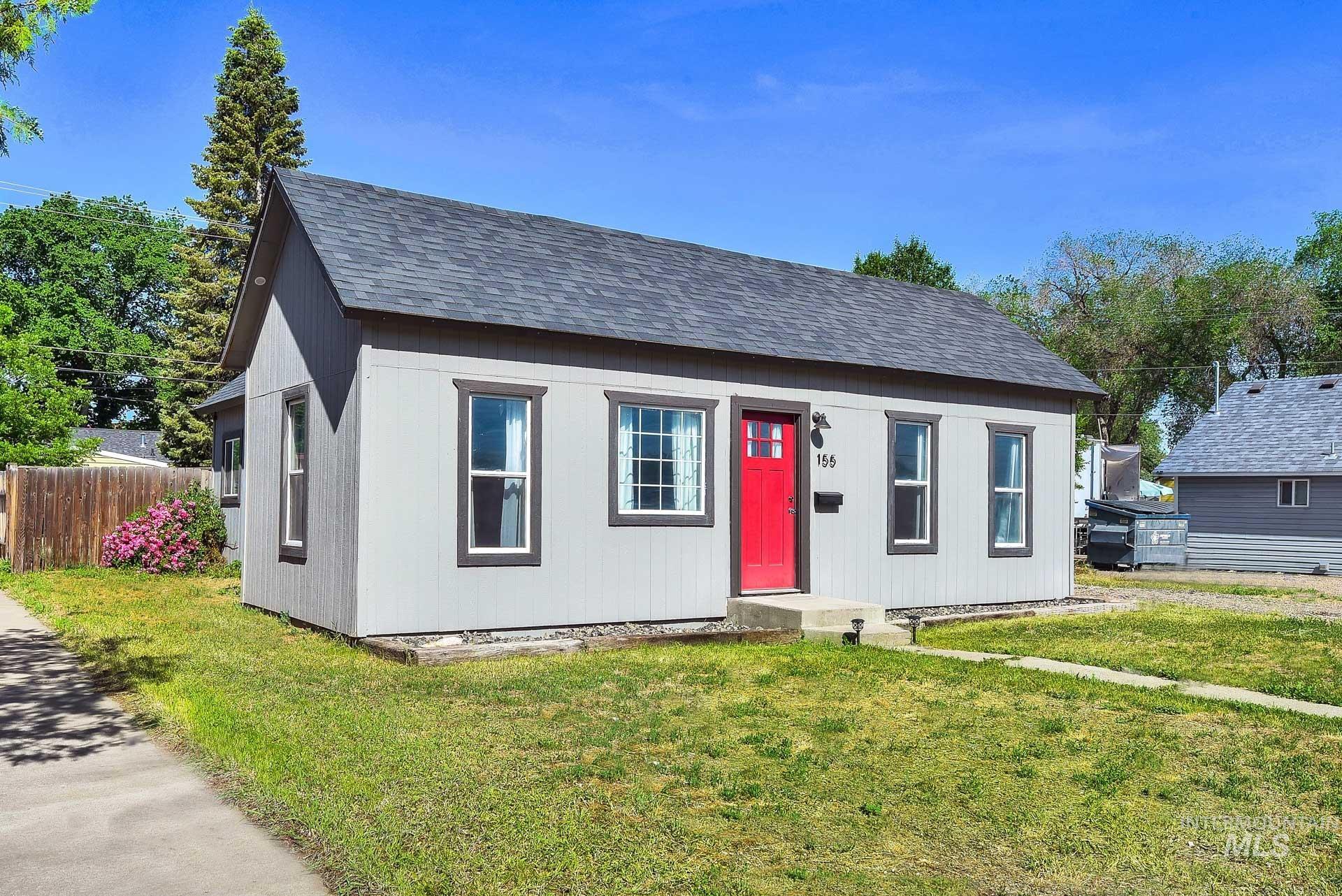 155 N N 11th E St, Mountain Home, Idaho 83647, 3 Bedrooms, 1 Bathroom, Residential For Sale, Price $265,000, 98949342