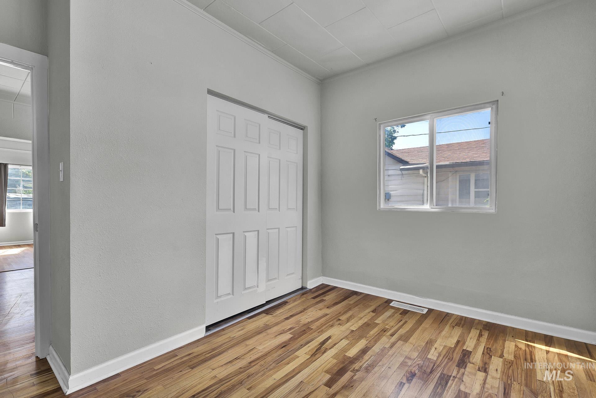 155 N N 11th E St, Mountain Home, Idaho 83647, 3 Bedrooms, 1 Bathroom, Residential For Sale, Price $265,000, 98949342