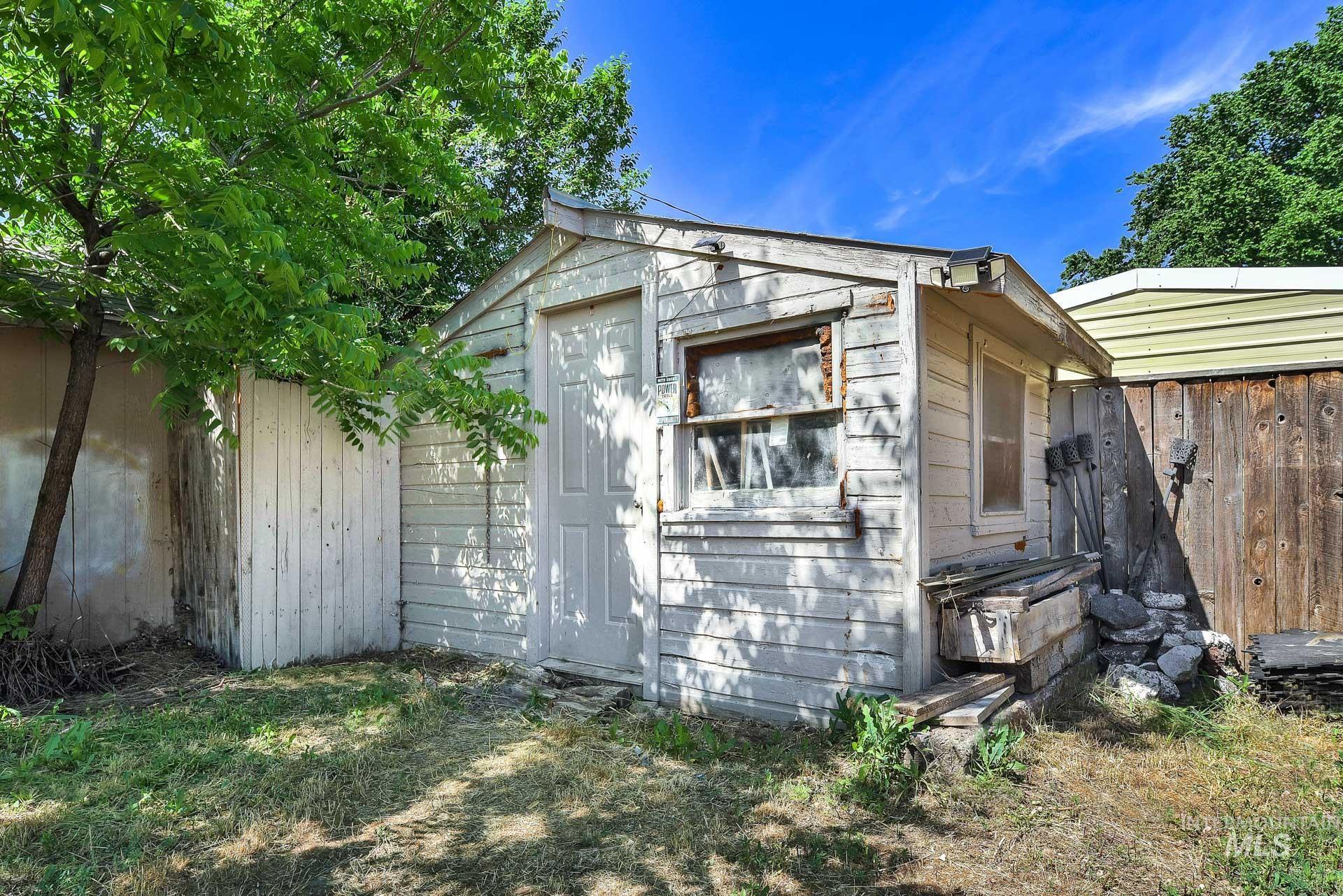 155 N N 11th E St, Mountain Home, Idaho 83647, 3 Bedrooms, 1 Bathroom, Residential For Sale, Price $265,000, 98949342