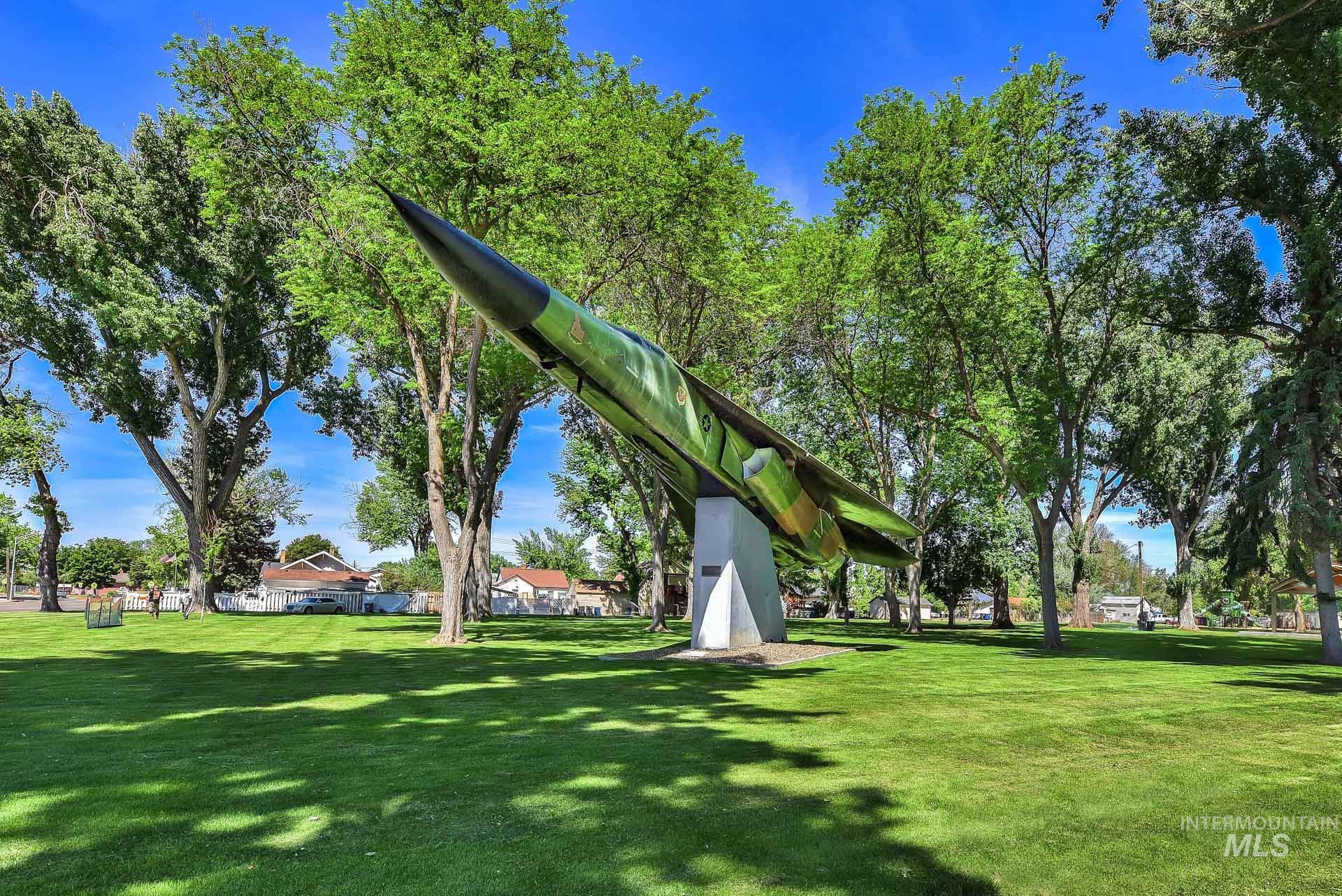 155 N N 11th E St, Mountain Home, Idaho 83647, 3 Bedrooms, 1 Bathroom, Residential For Sale, Price $265,000, 98949342