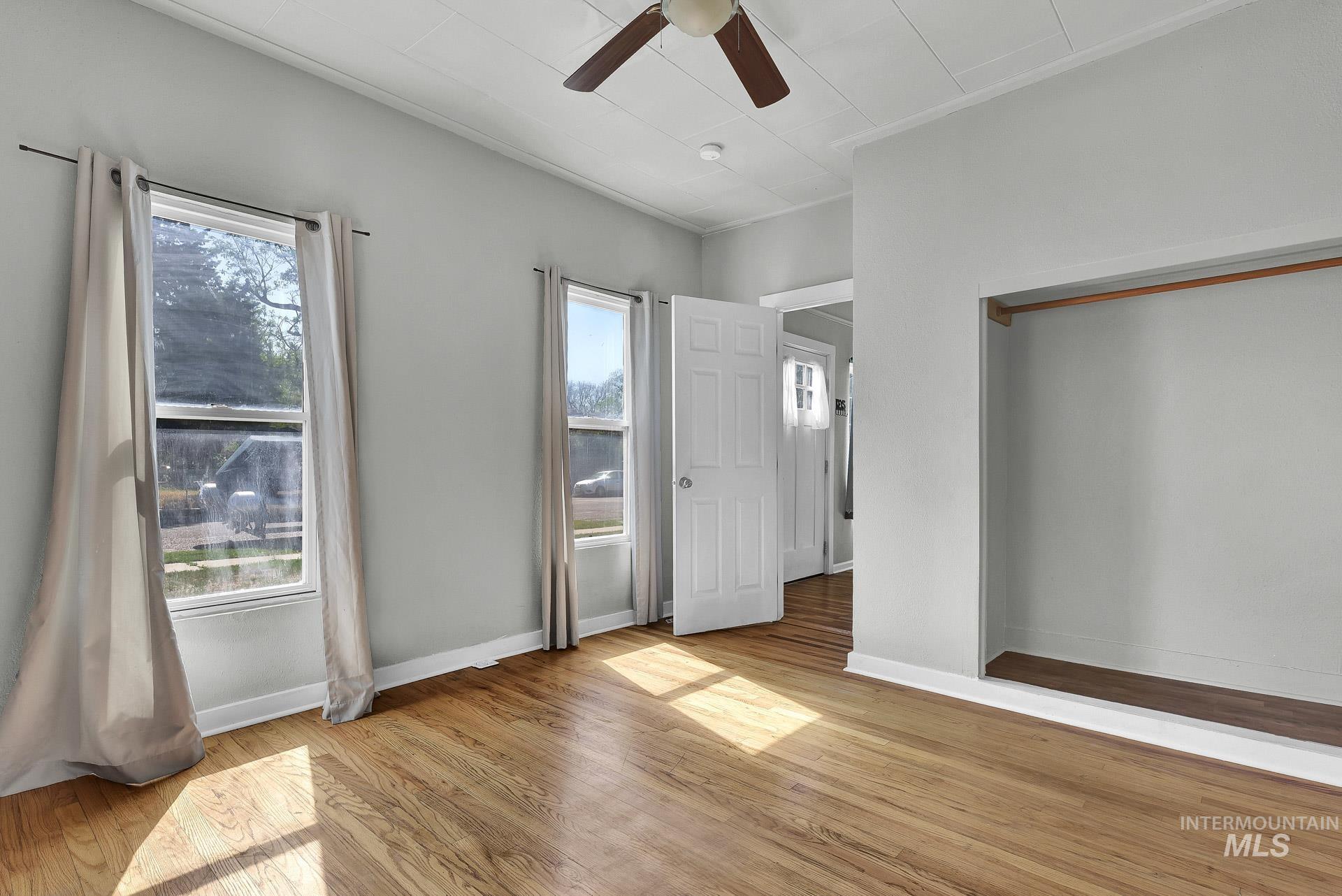 155 N N 11th E St, Mountain Home, Idaho 83647, 3 Bedrooms, 1 Bathroom, Residential For Sale, Price $265,000, 98949342