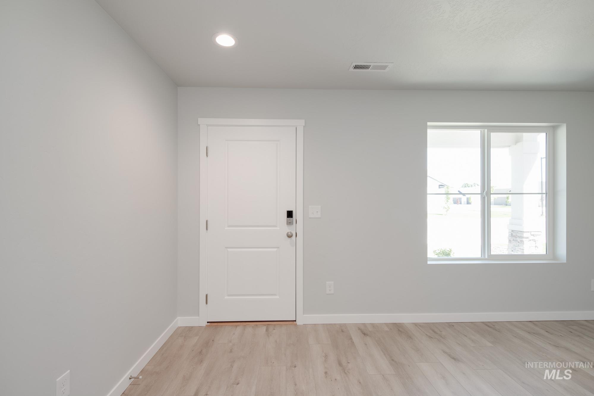 5114 Endicott Dr, Caldwell, Idaho 83605, 5 Bedrooms, 3 Bathrooms, Residential For Sale, Price $456,990, 98949350