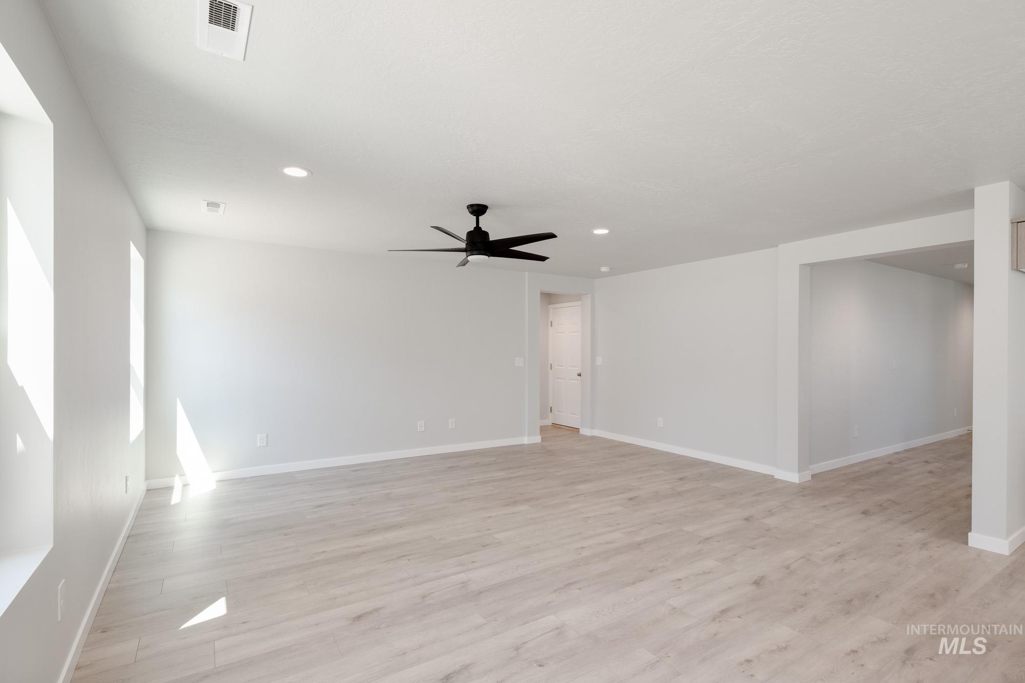 5114 Endicott Dr, Caldwell, Idaho 83605, 5 Bedrooms, 3 Bathrooms, Residential For Sale, Price $456,990, 98949350