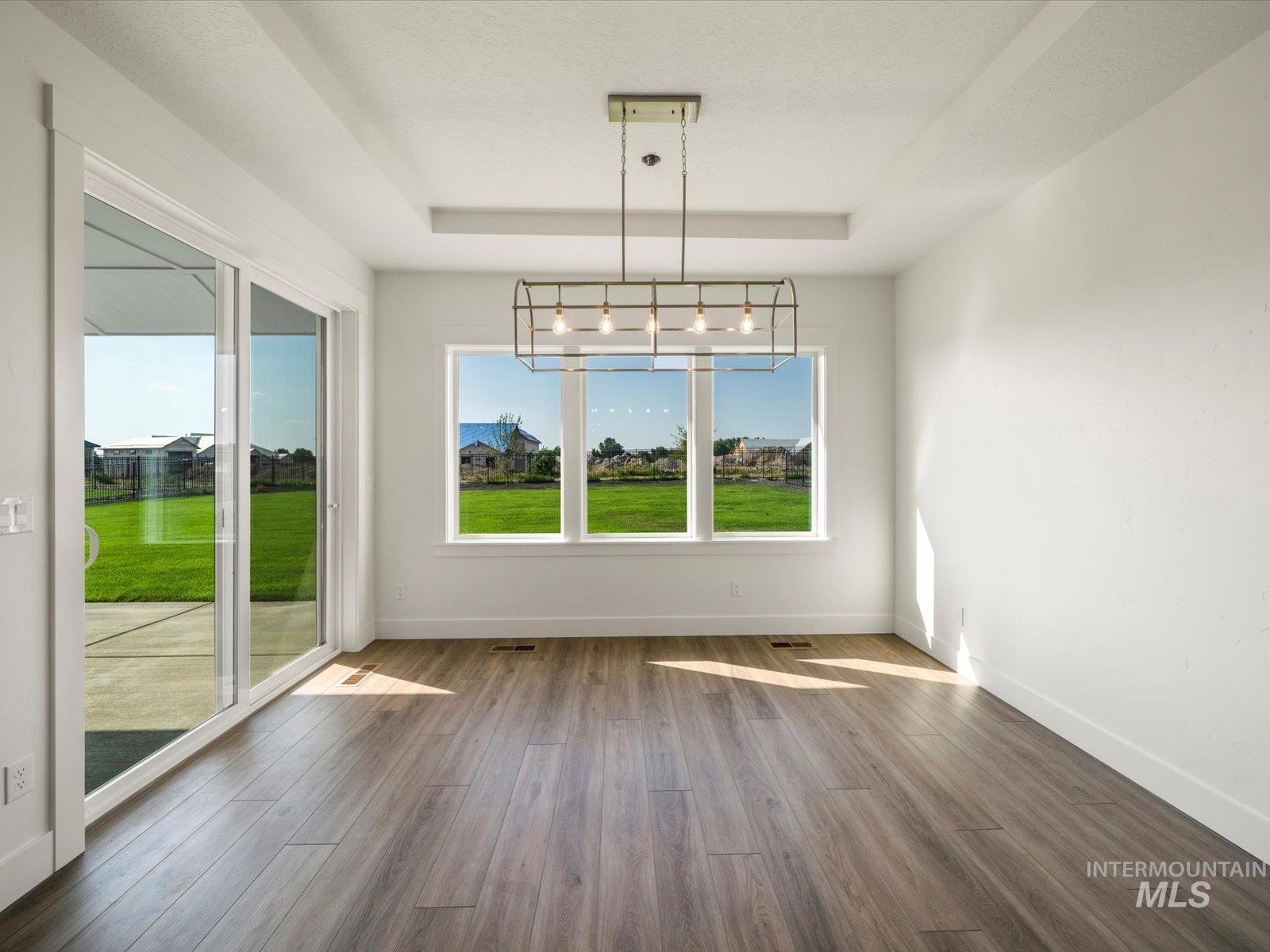 7162 E Osprey Estates Dr, Nampa, Idaho 83686, 4 Bedrooms, 3.5 Bathrooms, Residential For Sale, Price $929,900, 98949369