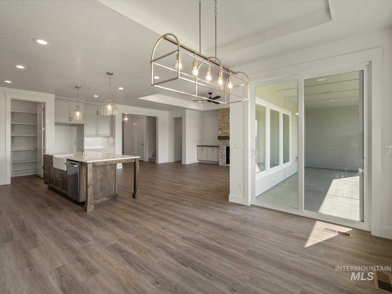 7162 E Osprey Estates Dr, Nampa, Idaho 83686, 4 Bedrooms, 3.5 Bathrooms, Residential For Sale, Price $929,900, 98949369