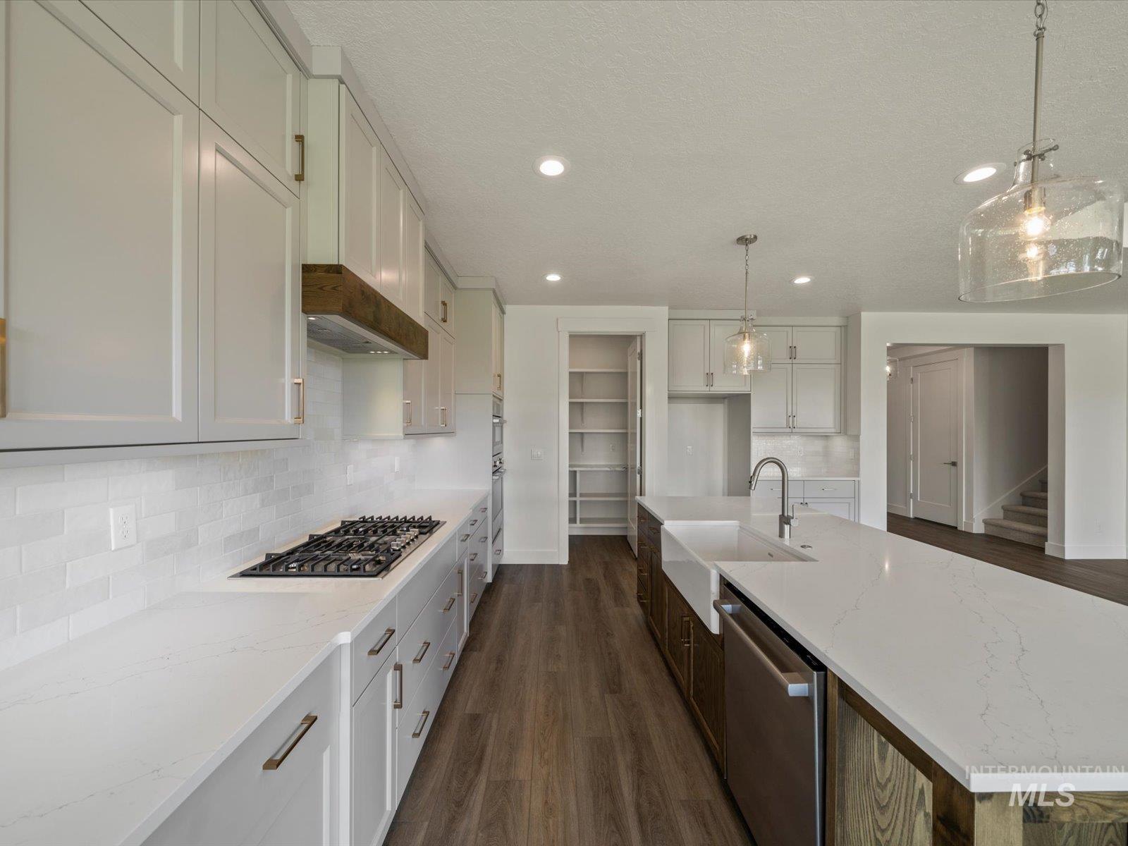 7162 E Osprey Estates Dr, Nampa, Idaho 83686, 4 Bedrooms, 3.5 Bathrooms, Residential For Sale, Price $929,900, 98949369