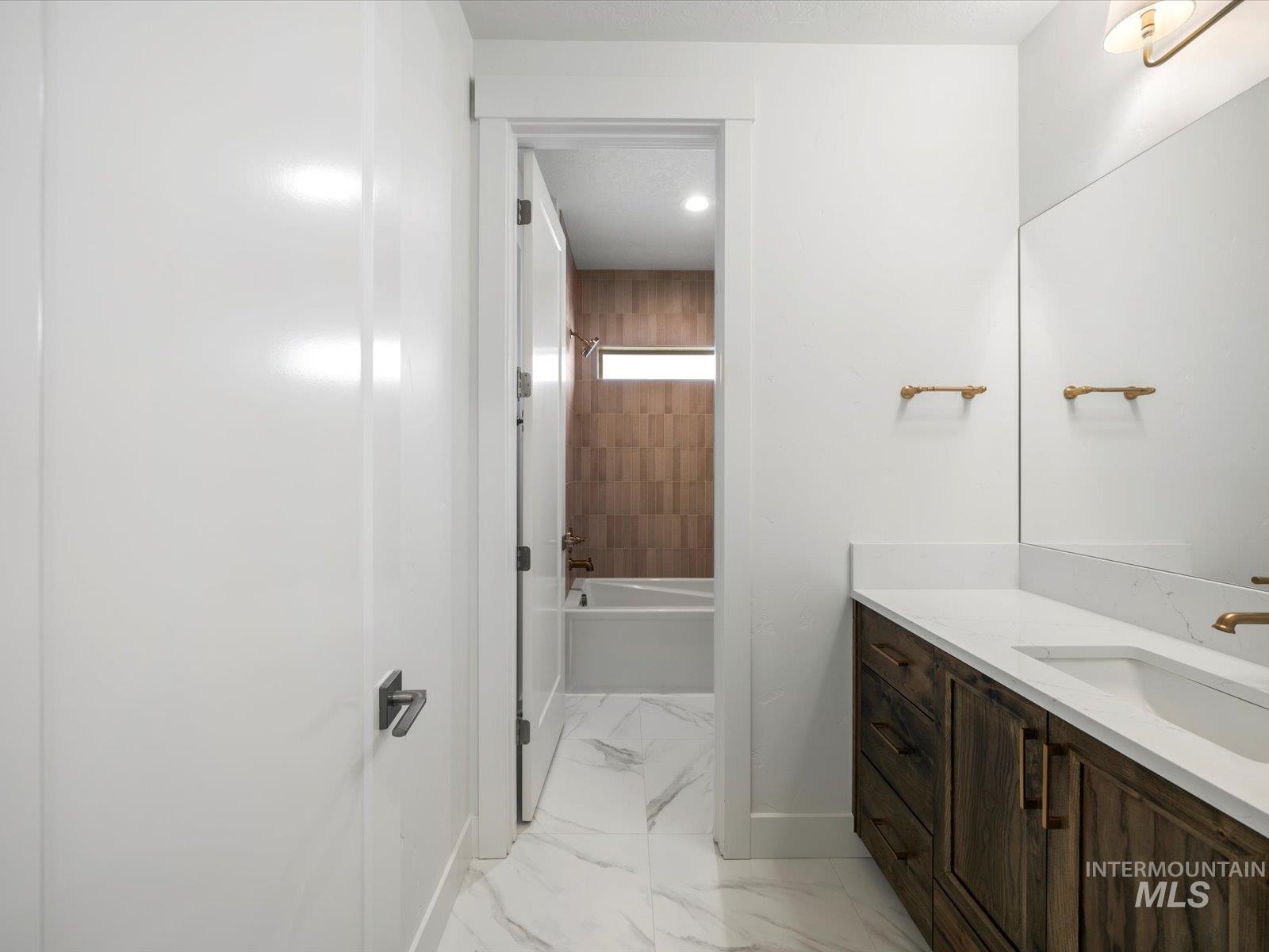 7162 E Osprey Estates Dr, Nampa, Idaho 83686, 4 Bedrooms, 3.5 Bathrooms, Residential For Sale, Price $929,900, 98949369