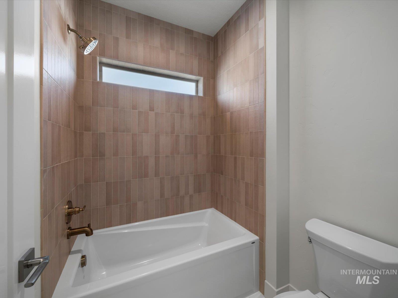 7162 E Osprey Estates Dr, Nampa, Idaho 83686, 4 Bedrooms, 3.5 Bathrooms, Residential For Sale, Price $929,900, 98949369