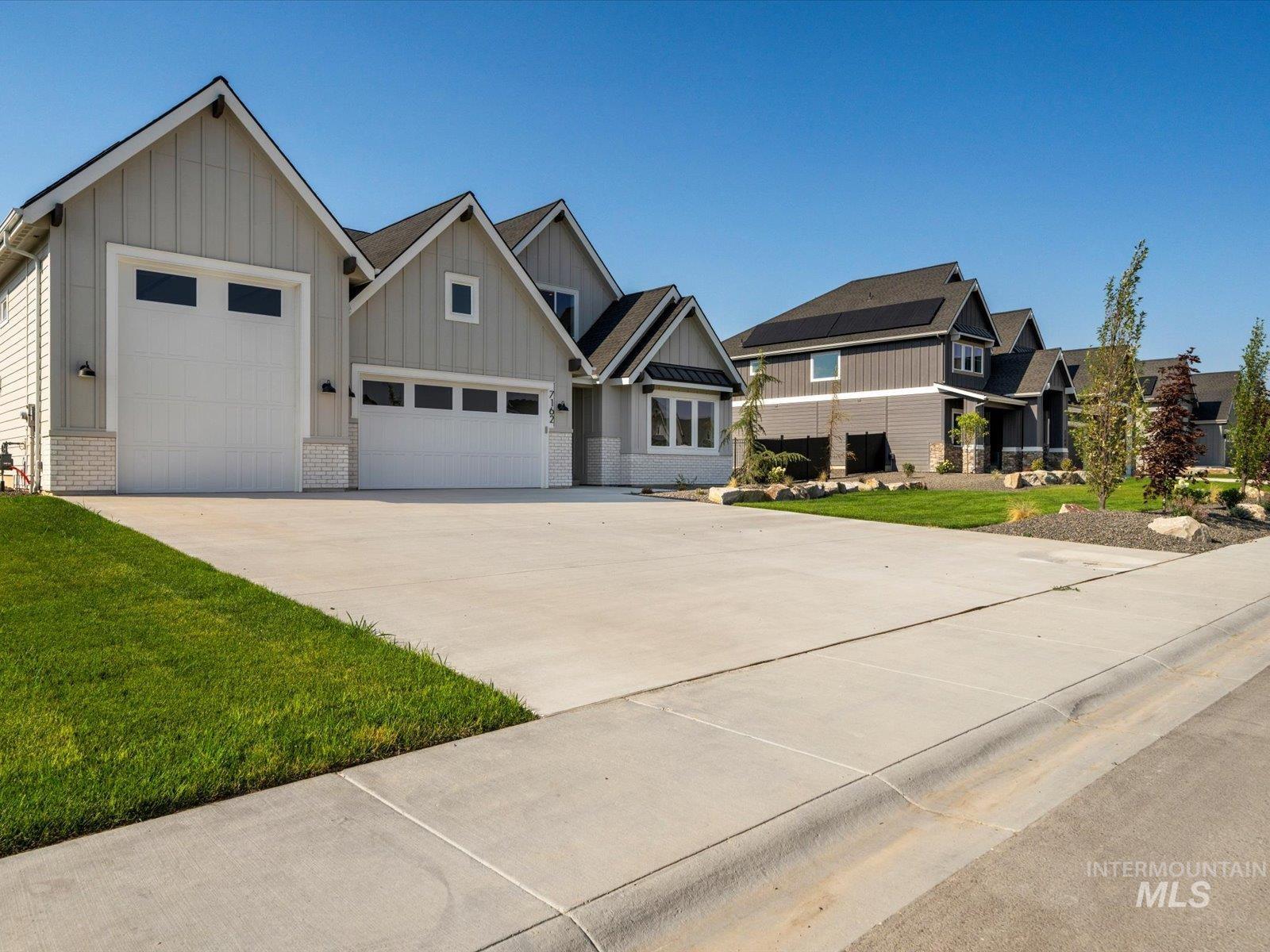 7162 E Osprey Estates Dr, Nampa, Idaho 83686, 4 Bedrooms, 3.5 Bathrooms, Residential For Sale, Price $929,900, 98949369