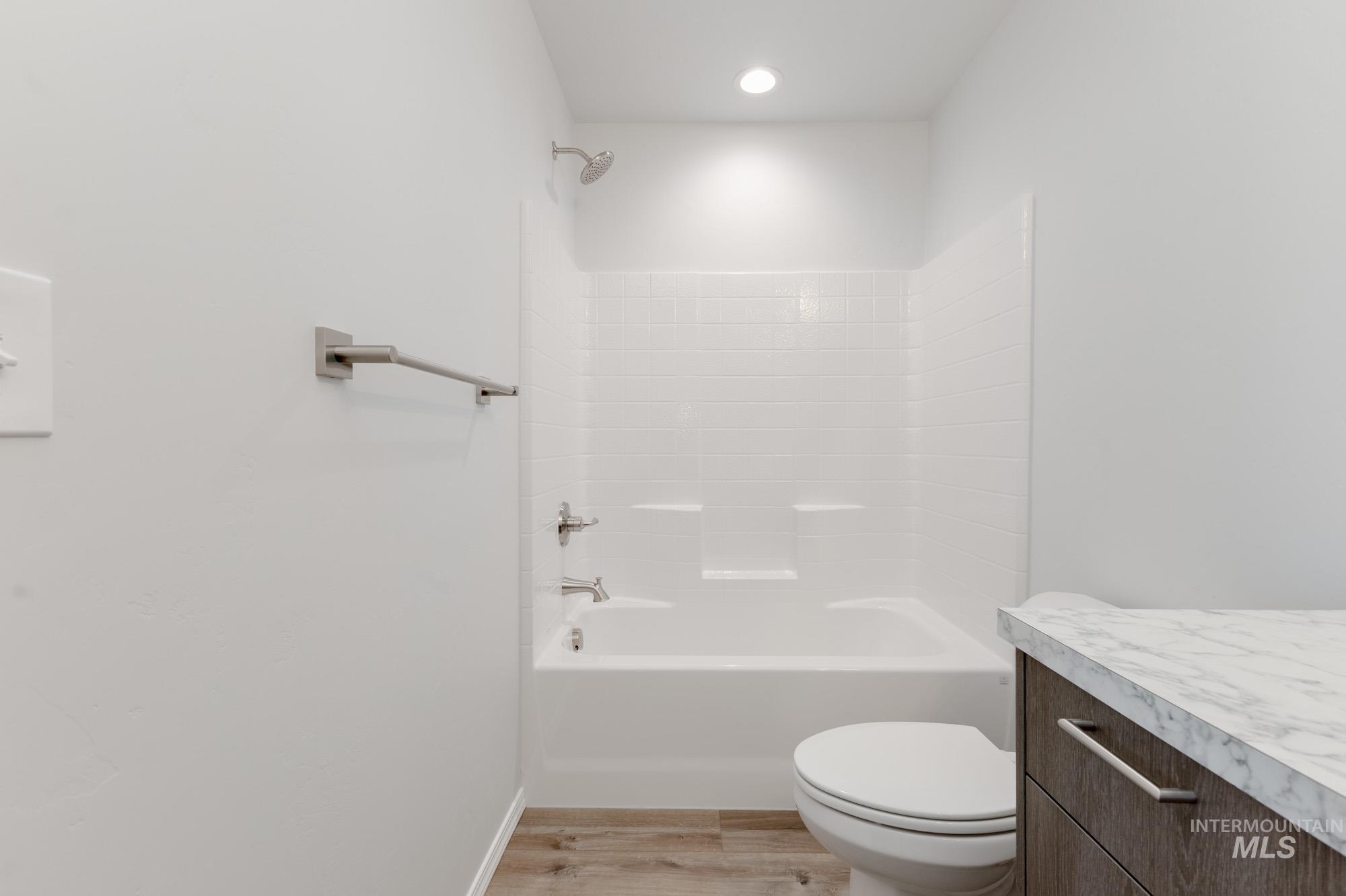 5120 Endicott Dr, Caldwell, Idaho 83605, 5 Bedrooms, 3 Bathrooms, Residential For Sale, Price $469,990, 98949375