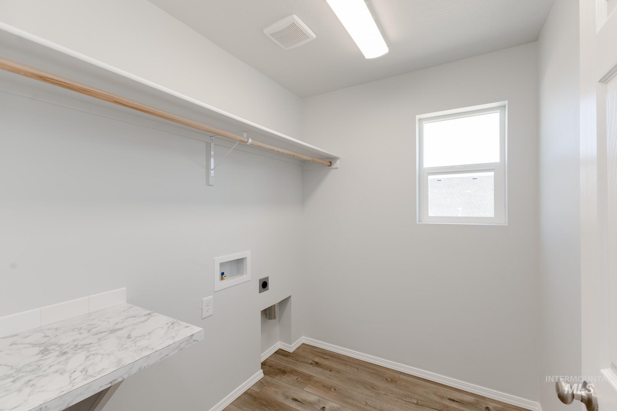 5120 Endicott Dr, Caldwell, Idaho 83605, 5 Bedrooms, 3 Bathrooms, Residential For Sale, Price $469,990, 98949375