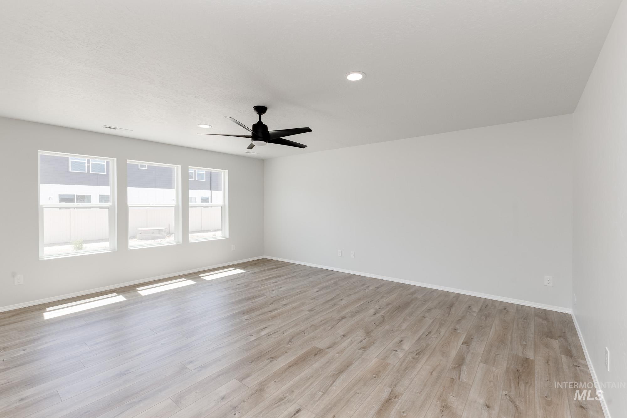 5120 Endicott Dr, Caldwell, Idaho 83605, 5 Bedrooms, 3 Bathrooms, Residential For Sale, Price $469,990, 98949375