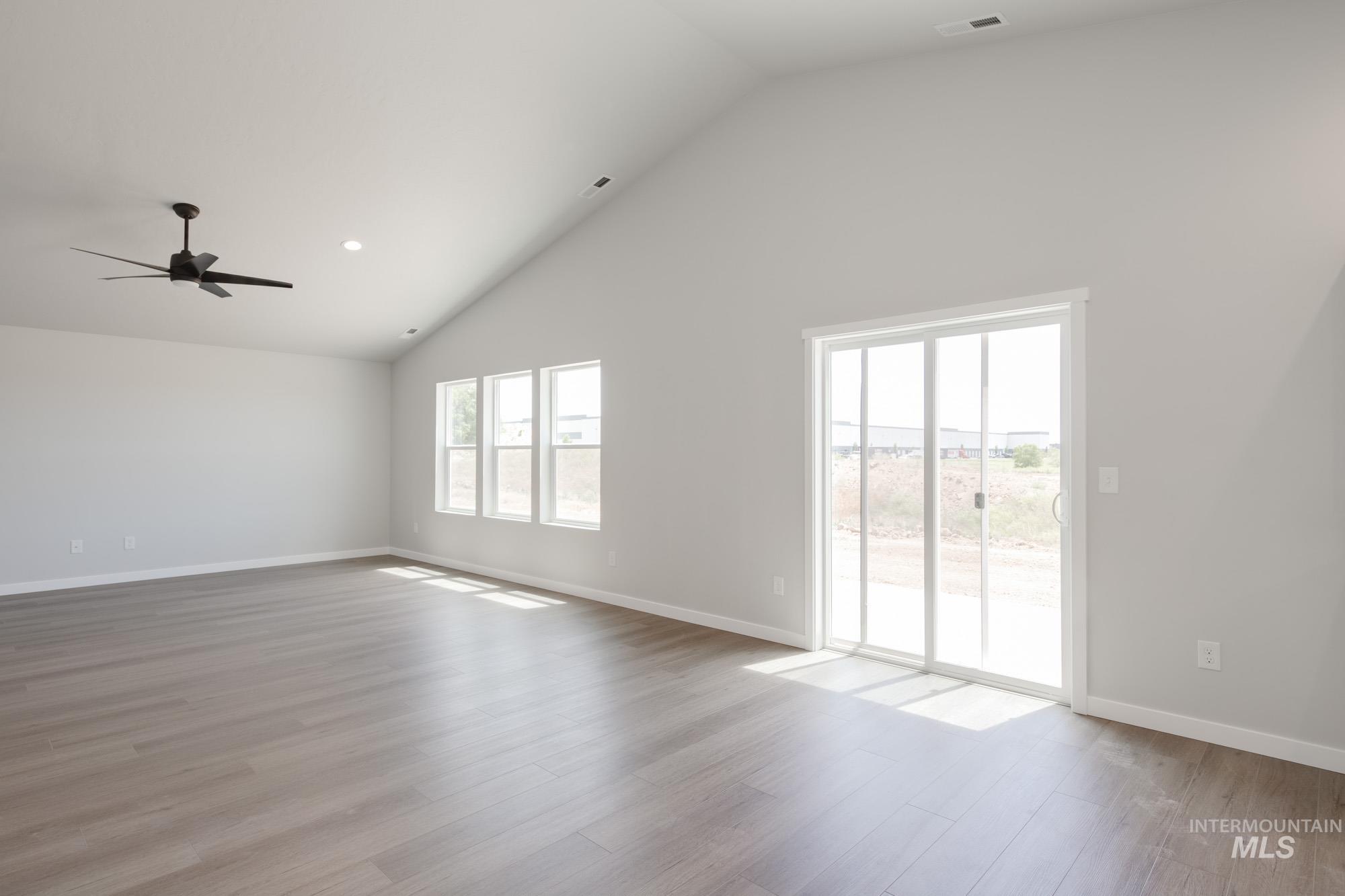 4204 Hewitt St, Caldwell, Idaho 83605, 4 Bedrooms, 2 Bathrooms, Residential For Sale, Price $419,990, 98949384