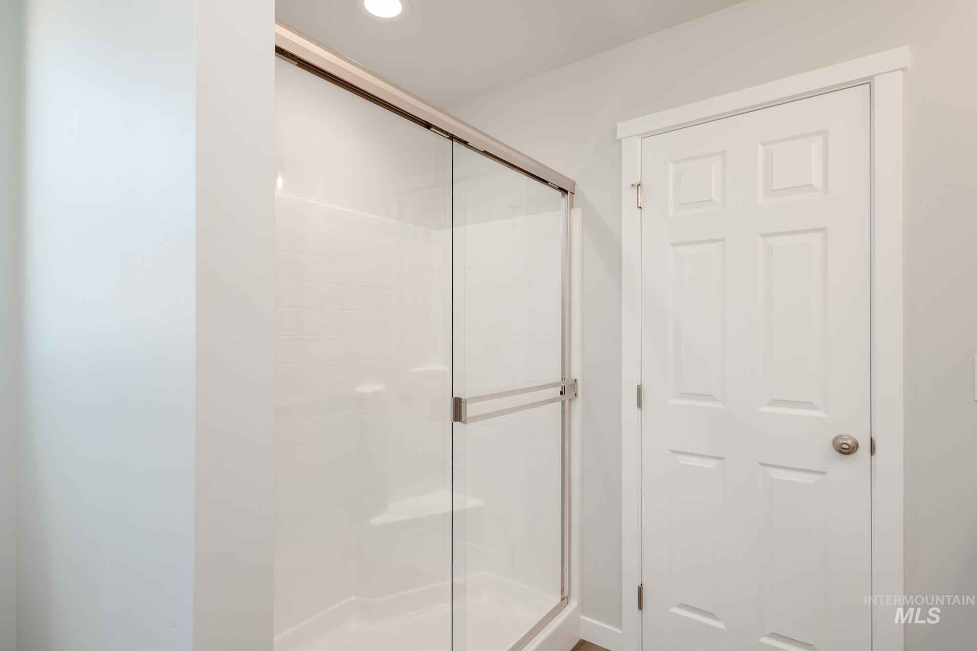 4204 Hewitt St, Caldwell, Idaho 83605, 4 Bedrooms, 2 Bathrooms, Residential For Sale, Price $419,990, 98949384