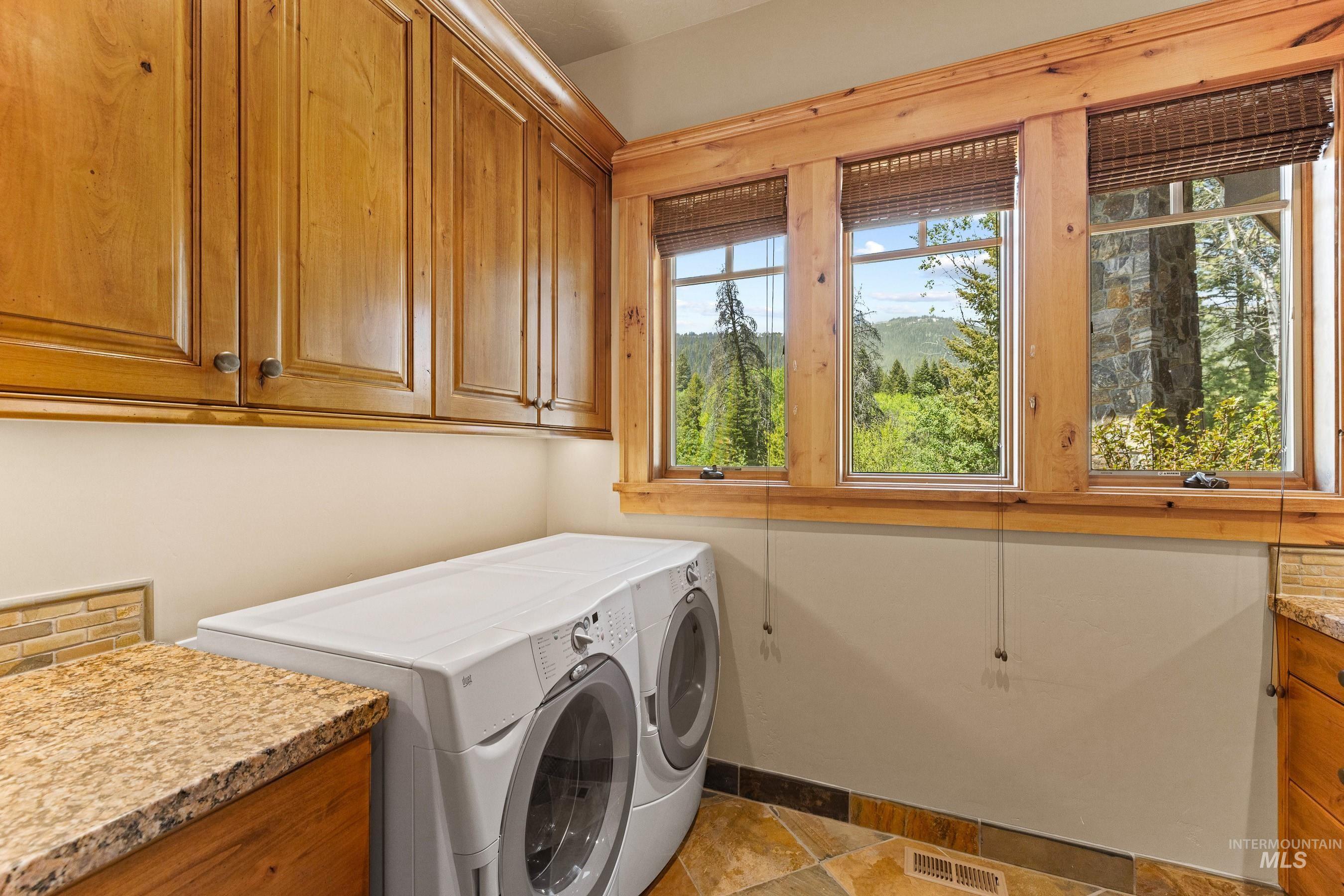 690 Discovery Drive, Donnelly, Idaho 83615, 4 Bedrooms, 3.5 Bathrooms, Residential For Sale, Price $3,100,000,MLS 98949398