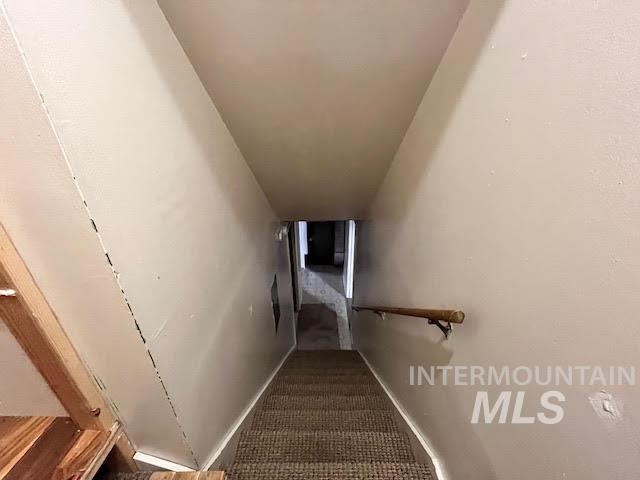 1818 E Terry Street, Pocatello, Idaho 83201-2746, 6 Bedrooms, 2 Bathrooms, Residential For Sale, Price $375,000,MLS 98949403