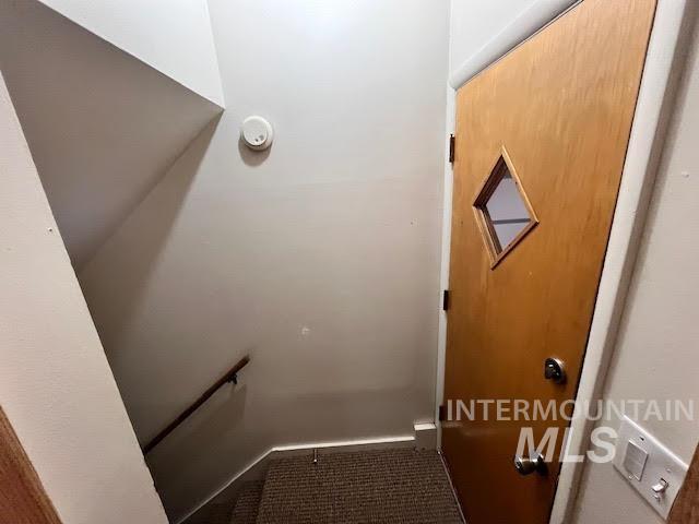 1818 E Terry Street, Pocatello, Idaho 83201-2746, 6 Bedrooms, 2 Bathrooms, Residential For Sale, Price $375,000,MLS 98949403