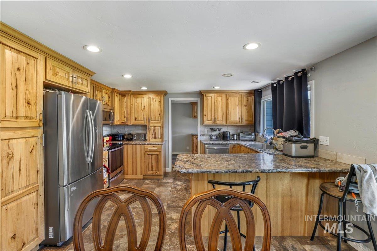 401 18th STREET, Rupert, Idaho 83350, 5 Bedrooms, 3 Bathrooms, Residential For Sale, Price $375,000, 98949424