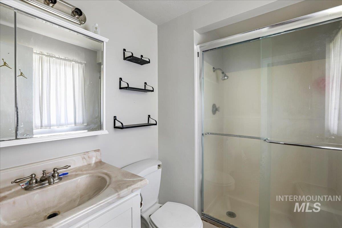 401 18th STREET, Rupert, Idaho 83350, 5 Bedrooms, 3 Bathrooms, Residential For Sale, Price $375,000, 98949424