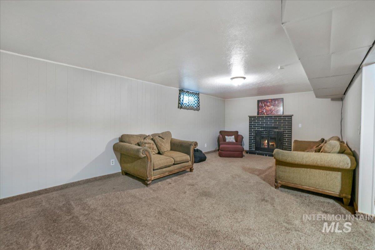 401 18th STREET, Rupert, Idaho 83350, 5 Bedrooms, 3 Bathrooms, Residential For Sale, Price $375,000, 98949424