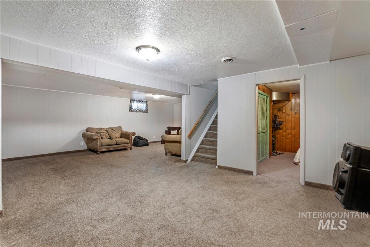 401 18th STREET, Rupert, Idaho 83350, 5 Bedrooms, 3 Bathrooms, Residential For Sale, Price $375,000, 98949424