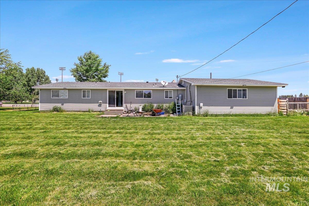 401 18th STREET, Rupert, Idaho 83350, 5 Bedrooms, 3 Bathrooms, Residential For Sale, Price $375,000, 98949424