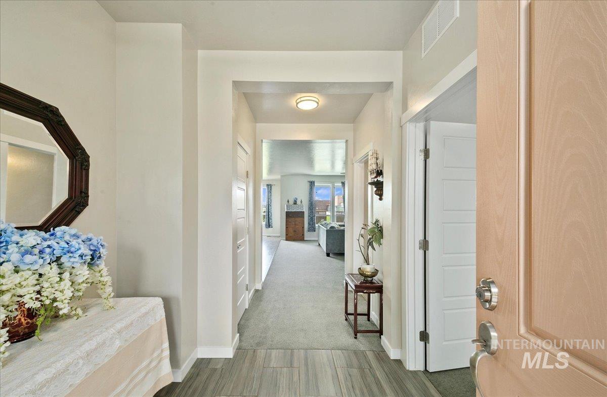 221 E Ensenada Drive, Meridian, Idaho 83642, 4 Bedrooms, 2.5 Bathrooms, Residential For Sale, Price $637,990, 98949448