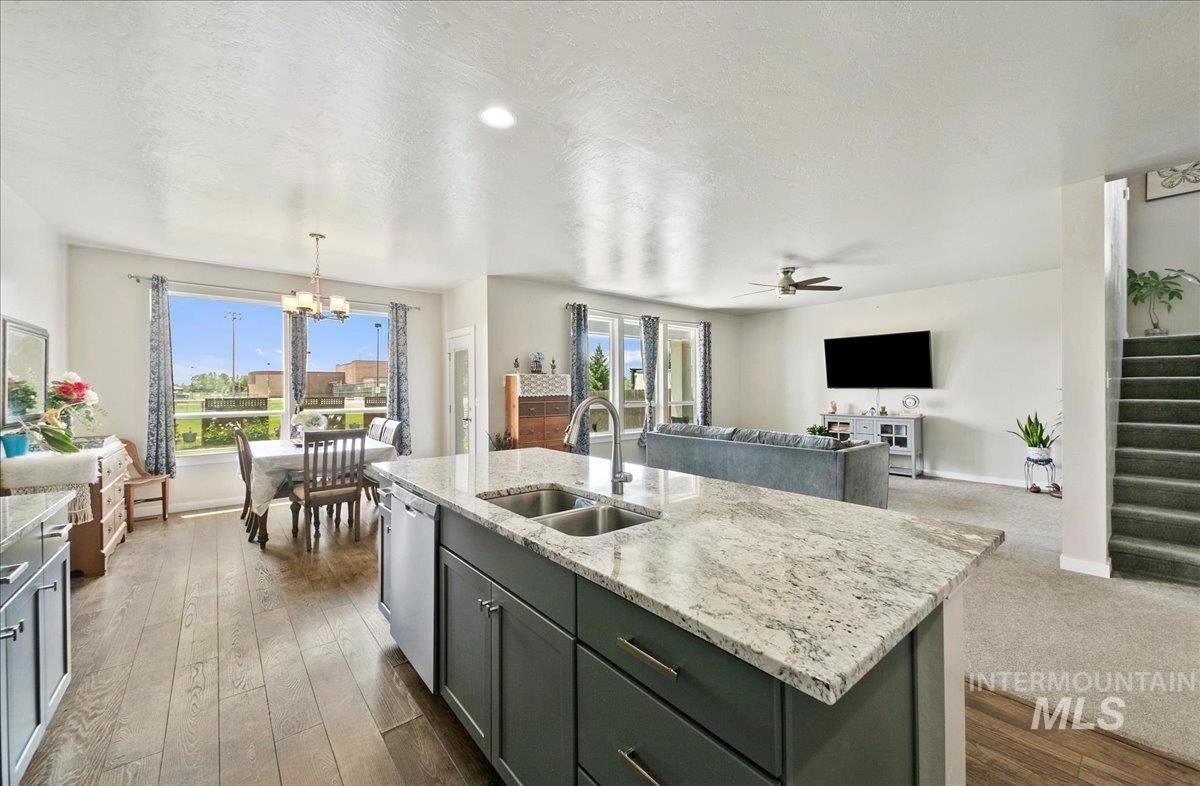 221 E Ensenada Drive, Meridian, Idaho 83642, 4 Bedrooms, 2.5 Bathrooms, Residential For Sale, Price $637,990, 98949448