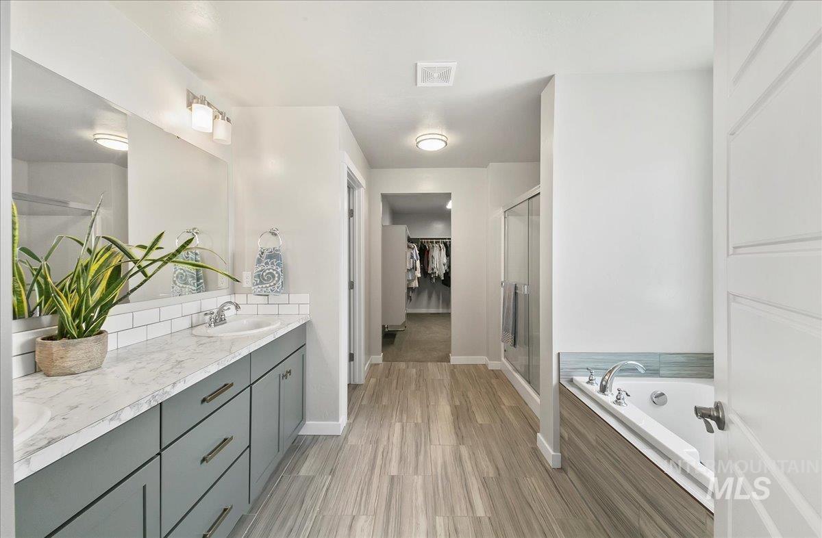 221 E Ensenada Drive, Meridian, Idaho 83642, 4 Bedrooms, 2.5 Bathrooms, Residential For Sale, Price $637,990, 98949448