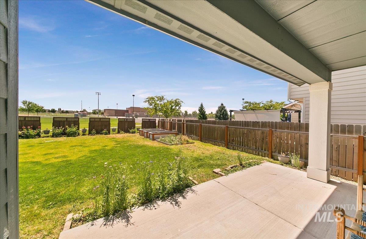 221 E Ensenada Drive, Meridian, Idaho 83642, 4 Bedrooms, 2.5 Bathrooms, Residential For Sale, Price $637,990, 98949448