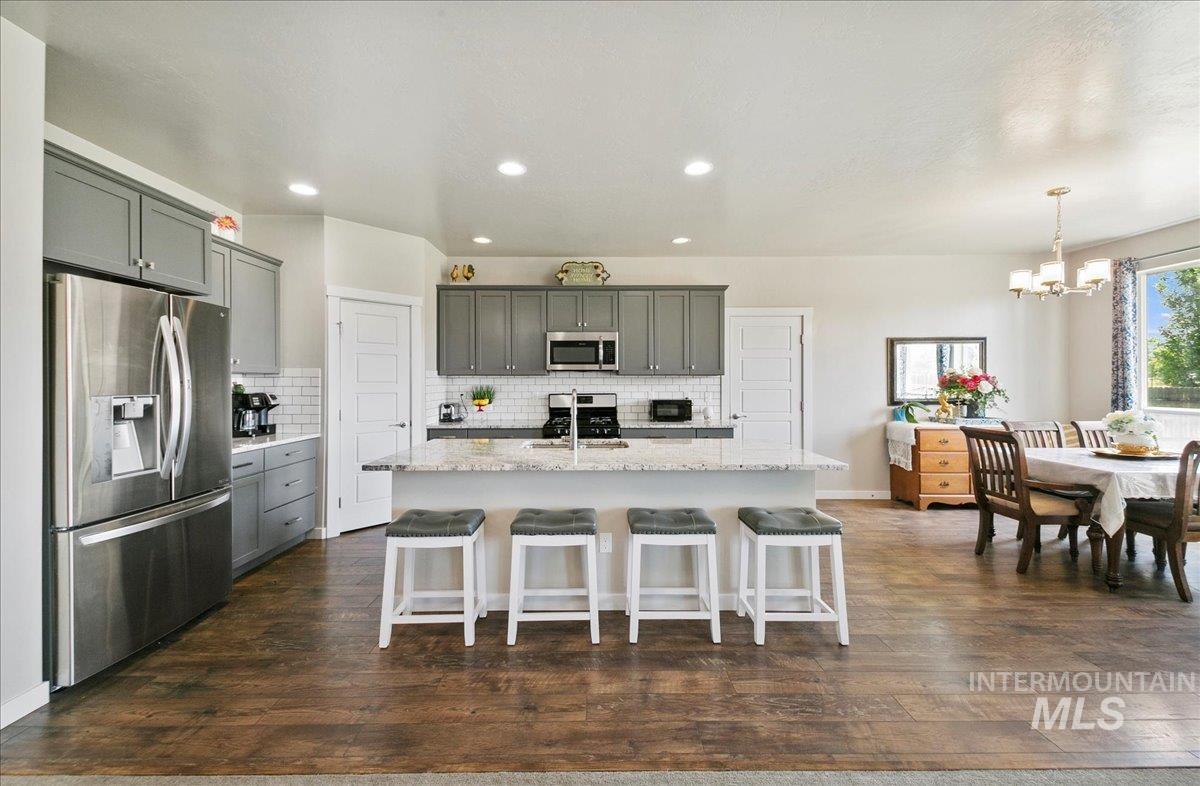 221 E Ensenada Drive, Meridian, Idaho 83642, 4 Bedrooms, 2.5 Bathrooms, Residential For Sale, Price $637,990, 98949448