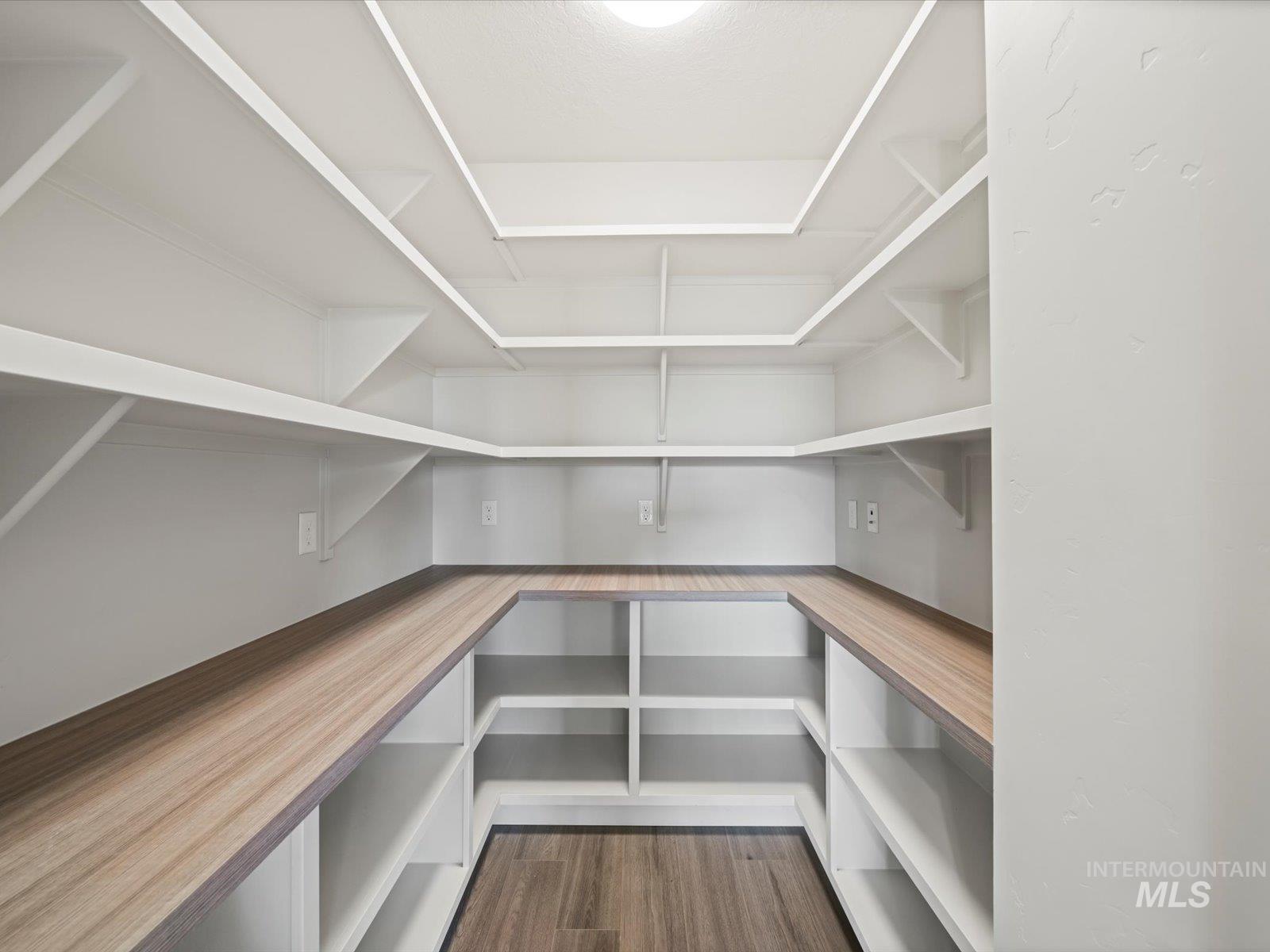 7126 E Osprey Estates Dr, Nampa, Idaho 83686, 3 Bedrooms, 2.5 Bathrooms, Residential For Sale, Price $799,900, 98949461