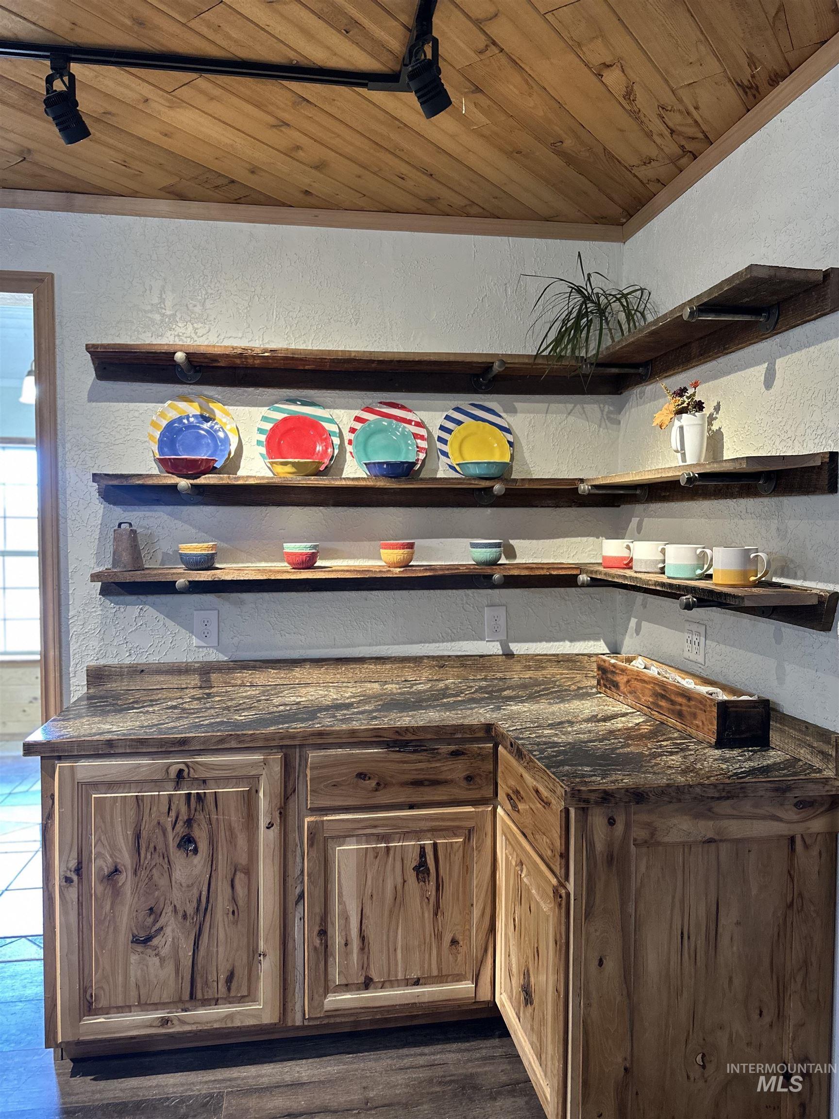 202 Pine Hollow Lane, Kooskia, Idaho 83539, 4 Bedrooms, 3 Bathrooms, Residential For Sale, Price $599,000, 98949463